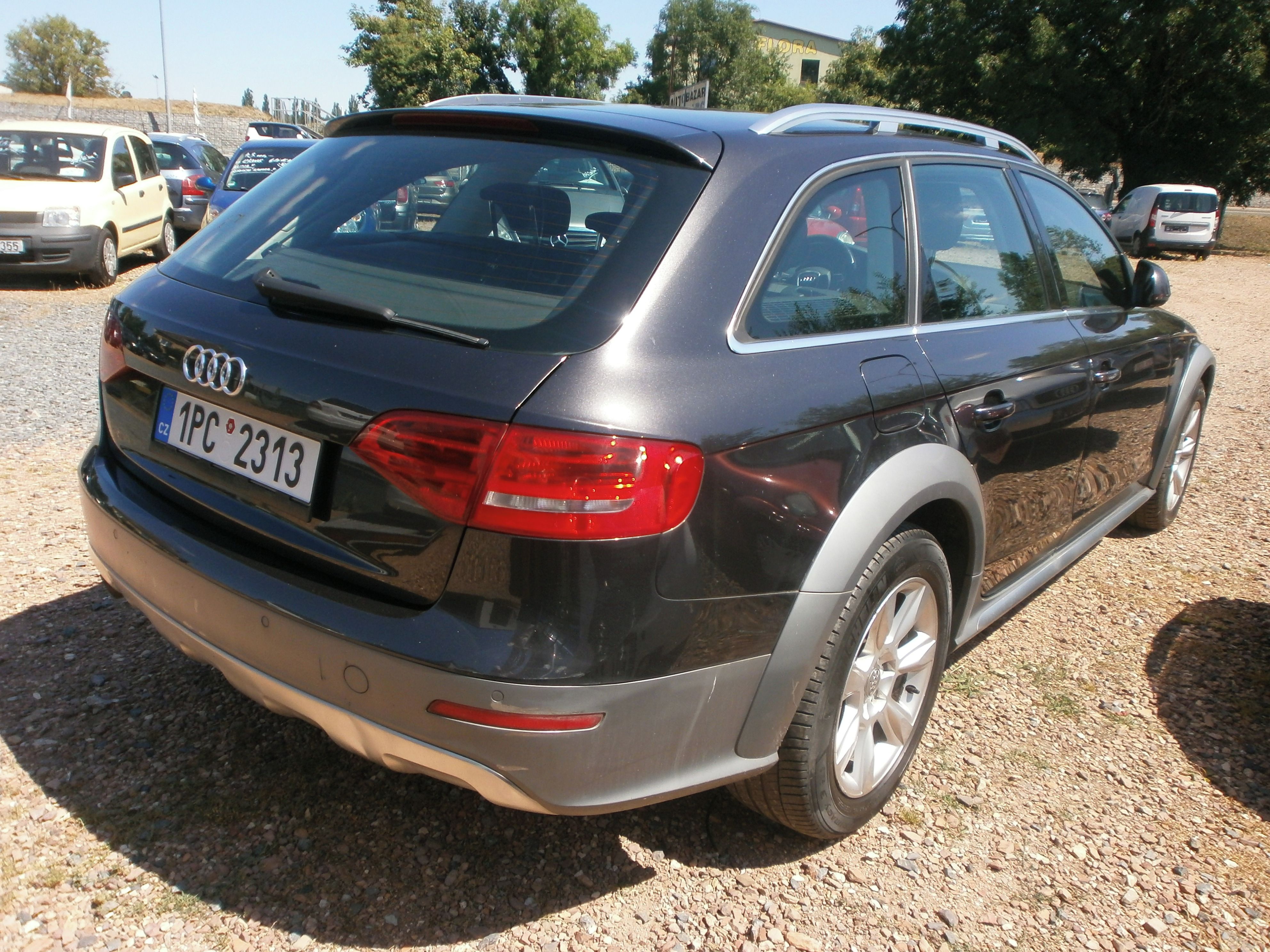 Audi A4 allroad, 2.0TDI-AUT.KLIMA,SERVIS.KNIHA! - fotka 6