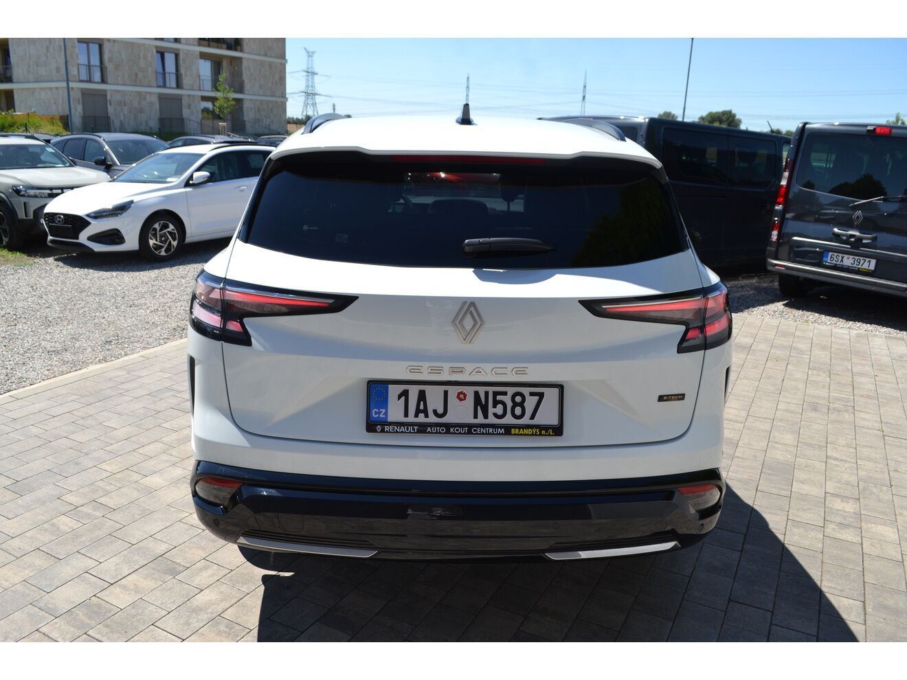 Renault Espace, ICONIC E-TECH FULL HYBRID 200k - fotka 4