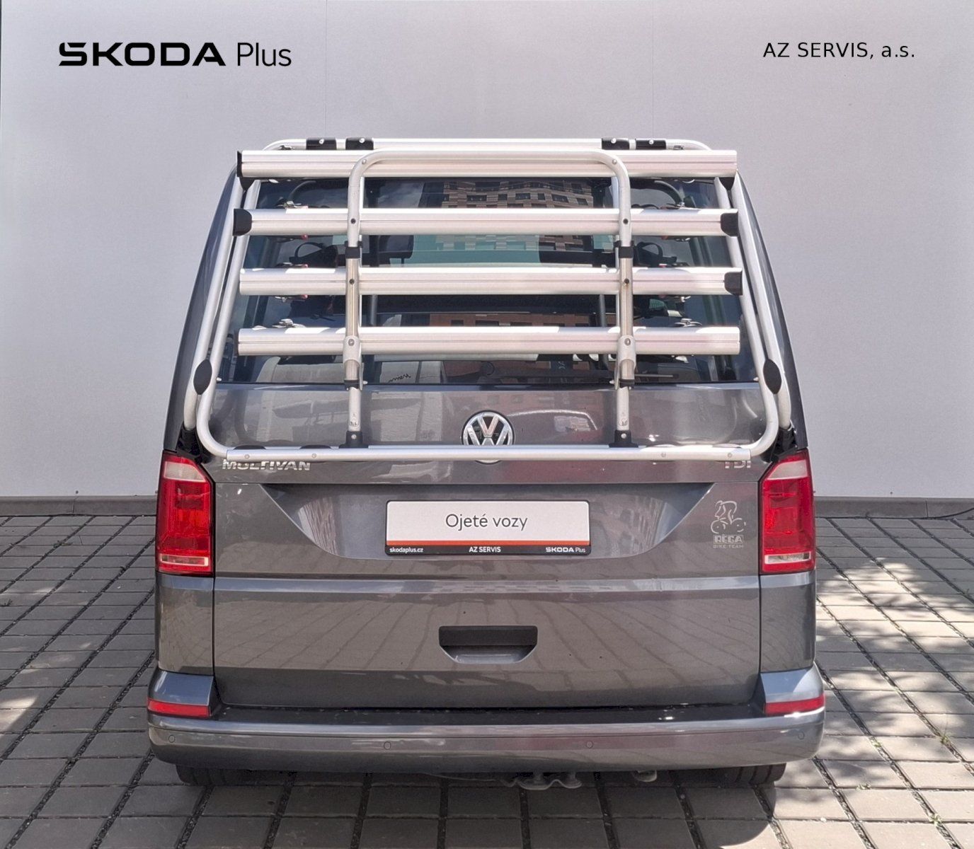 Volkswagen Multivan, 2.0TDI 62kW Trendline - fotka 6