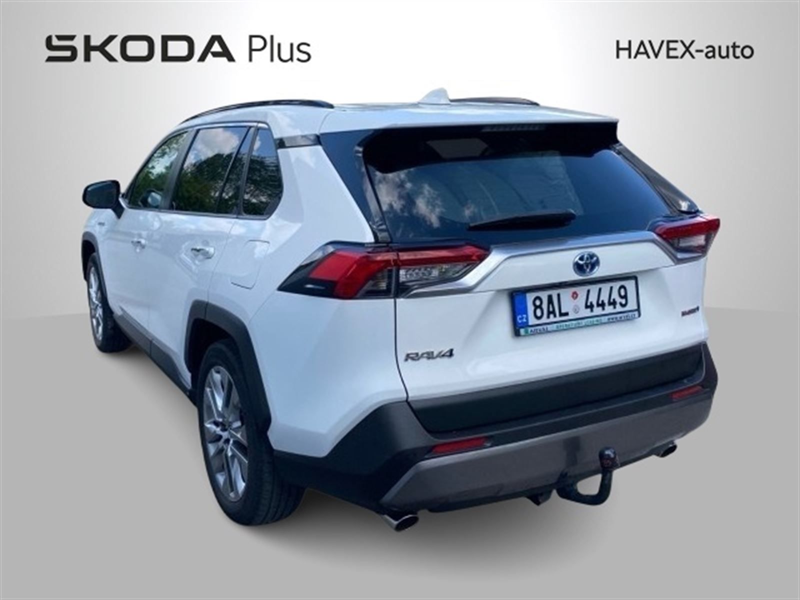 Toyota Rav4, 2.5 Hybrid e-CVT Executive - fotka 2