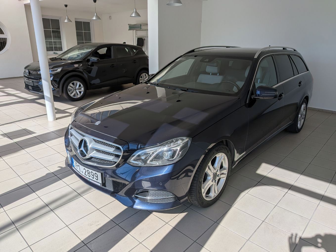 Mercedes-Benz Třídy E, CDI Avantgarde - fotka 2