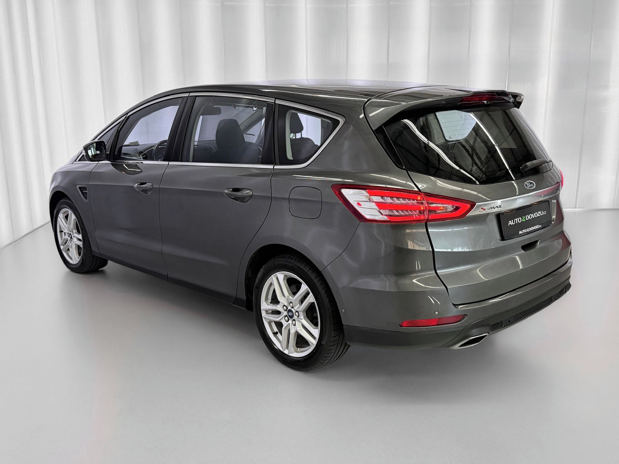 Ford S-MAX, 2.0TDCi 140KW A/T TITANIUM, EL - fotka 5