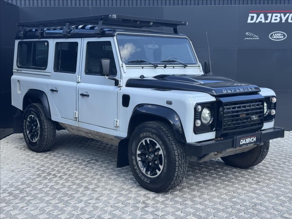 Land Rover Defender, 2,2 110 TD4 STW Adventure ČR - fotka 2