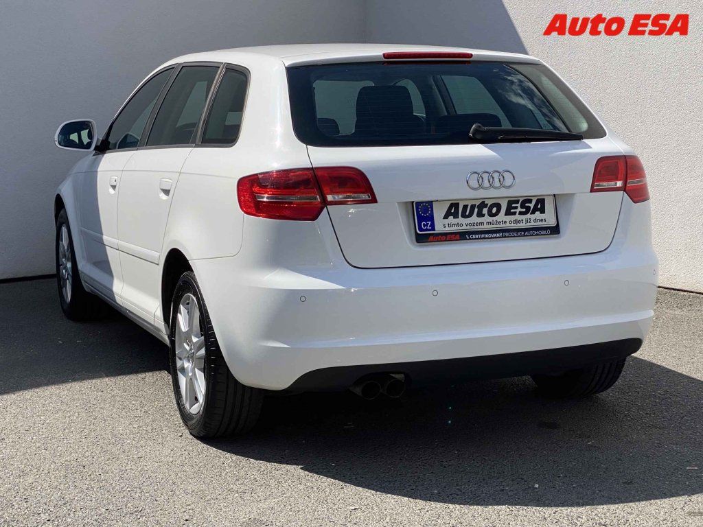 Audi A3, 1.4 TFSi sportback - fotka 6
