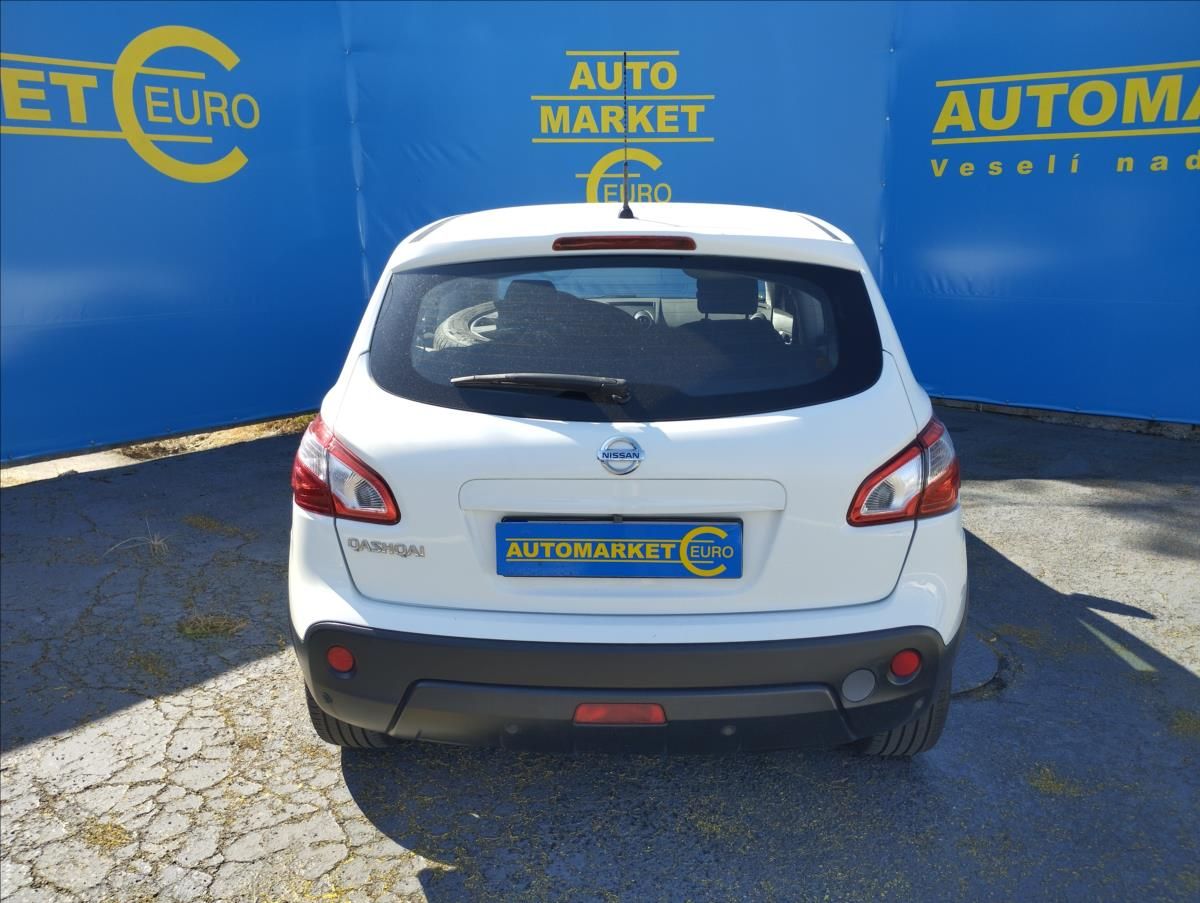 Nissan Qashqai, 1,6 - fotka 5
