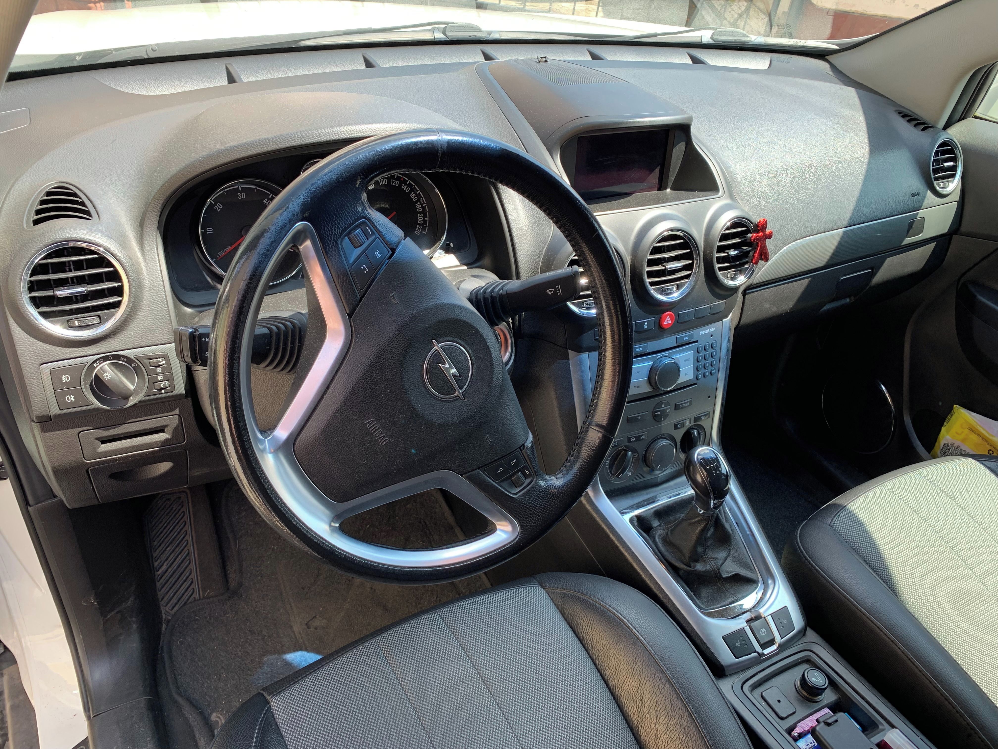 Opel Antara, 2.2 - fotka 6