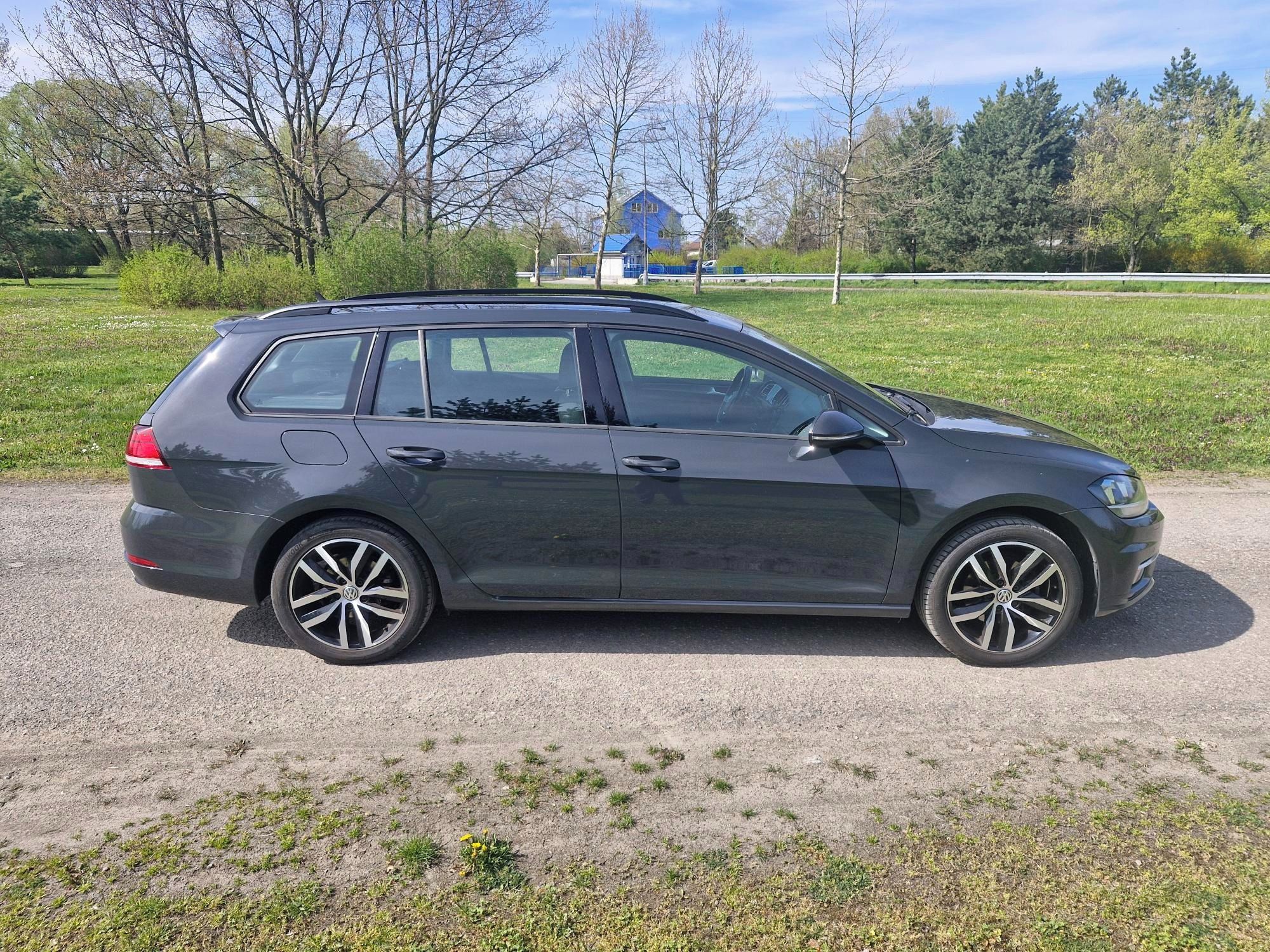 Volkswagen Golf - fotka 3