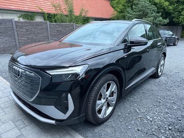 AUDI Q4 E-TRON 50 S-LINE