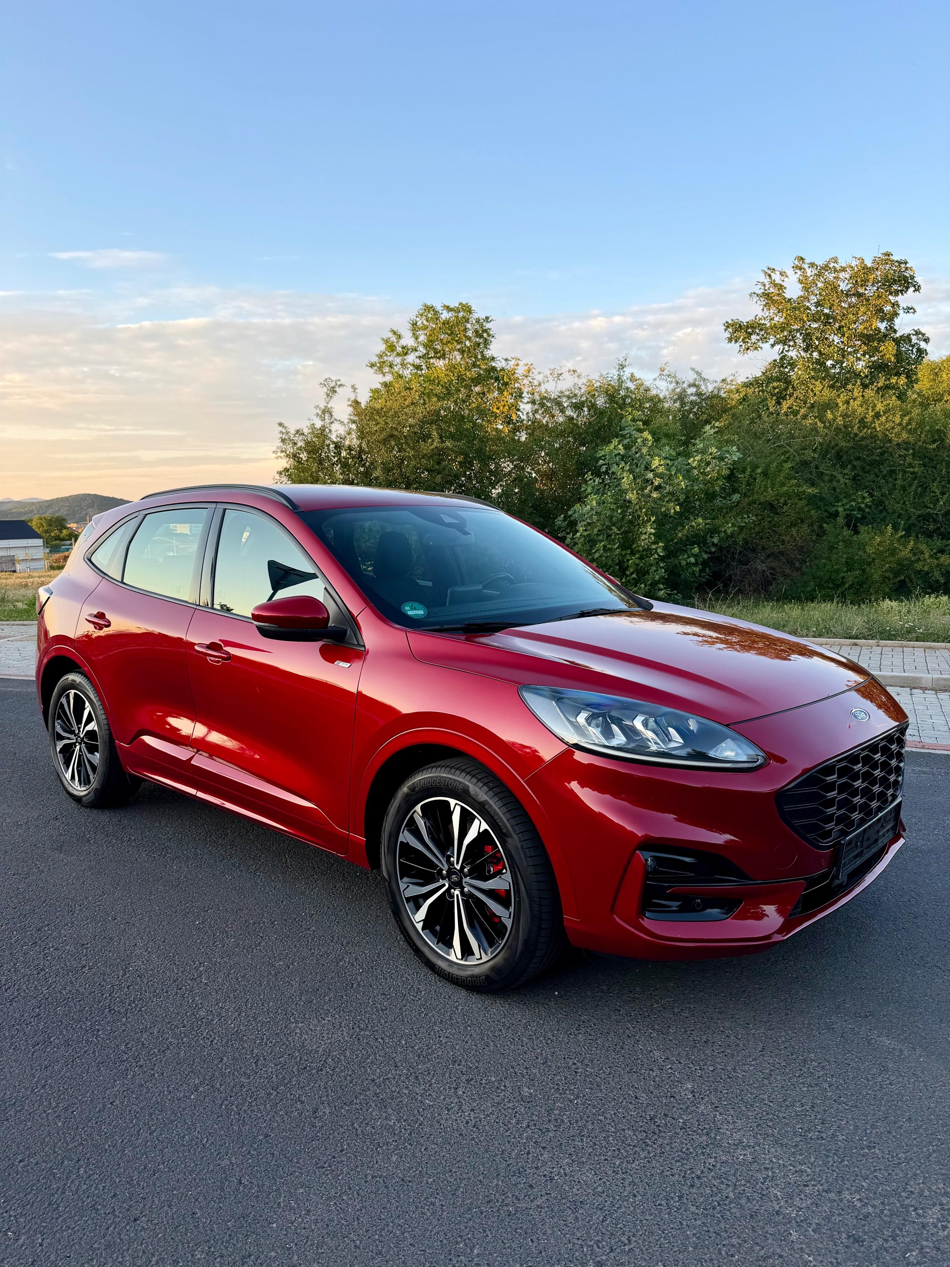 Ford Kuga, 2.5i/165kw, PHEV, ST-Line, DPH - fotka 2