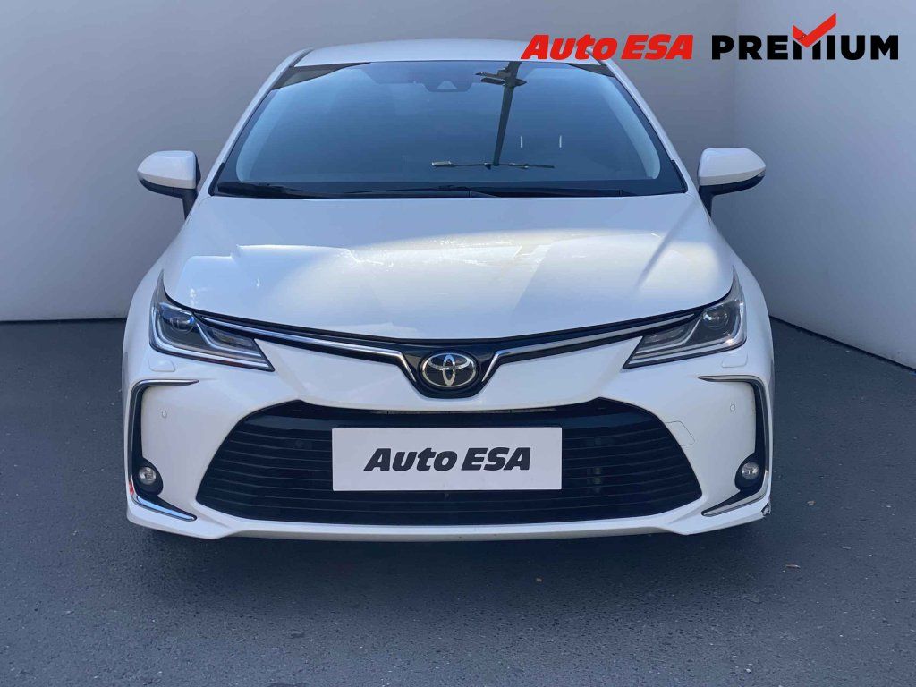 Toyota Corolla, 1.5i,1.maj,ČR - fotka 2