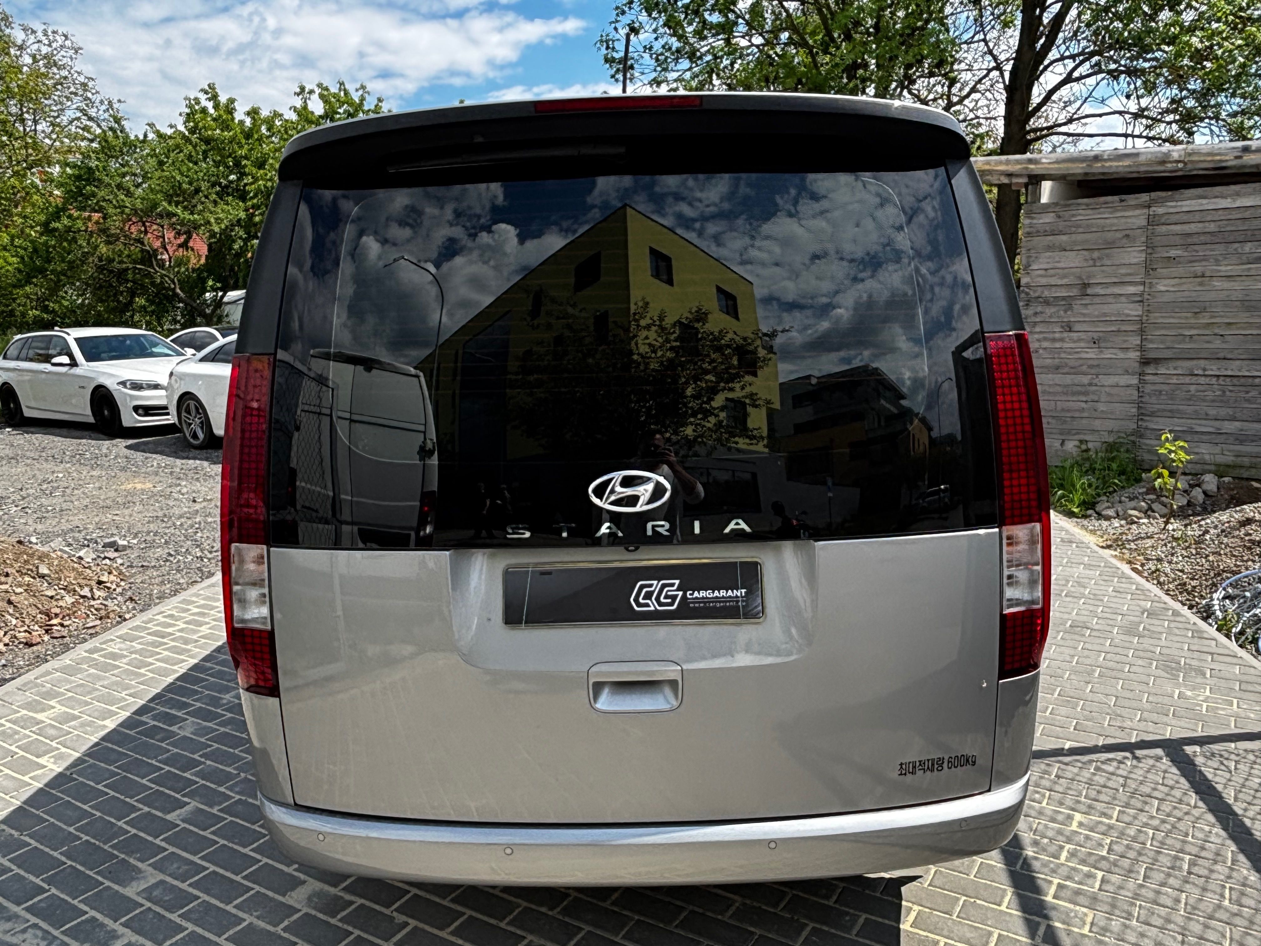 Hyundai Staria, 2.2CRDI 130KW,STYLE,5 MIST,DPH - fotka 4