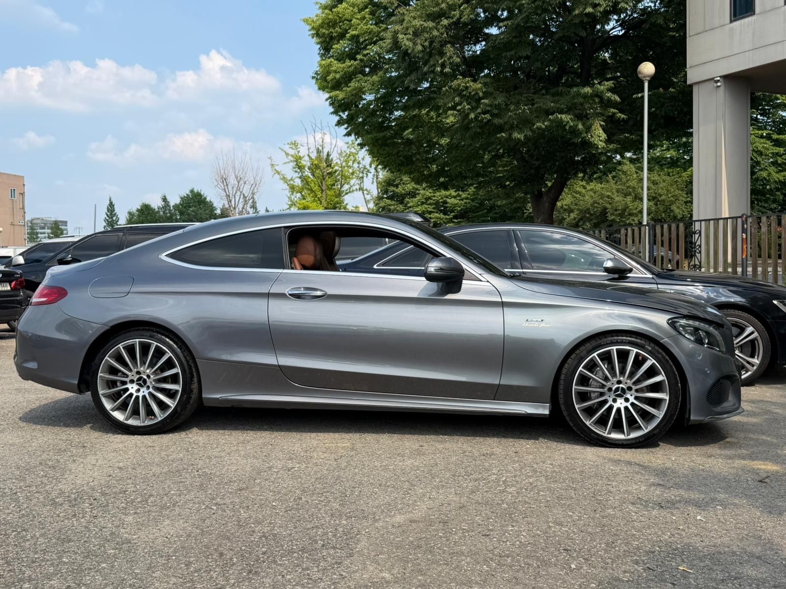 Mercedes-Benz Třídy C, C200 135KW, AMG, COUPE,LED,DPH - fotka 4