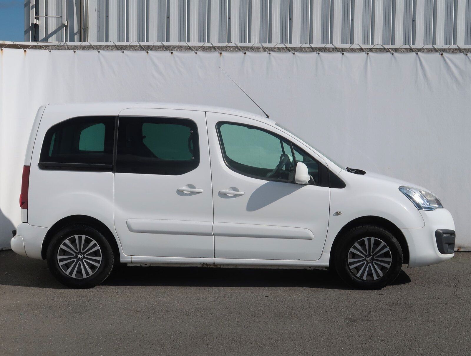 Peugeot Partner, 1.6 HDi, Active, 5Míst, Klima - fotka 6