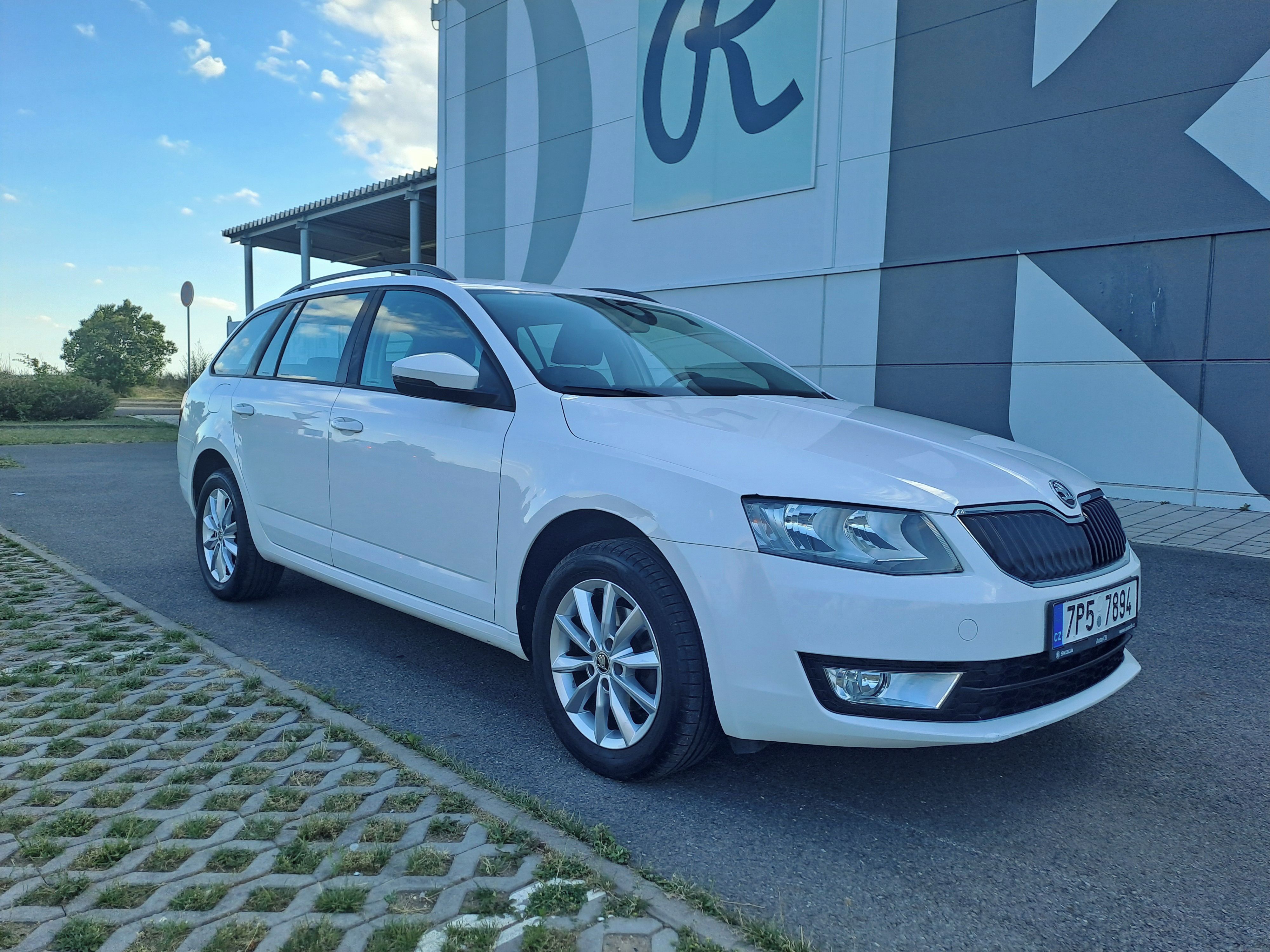 Škoda Octavia, 1.6TDI 77KW 2.MAJ,150 890KM!!