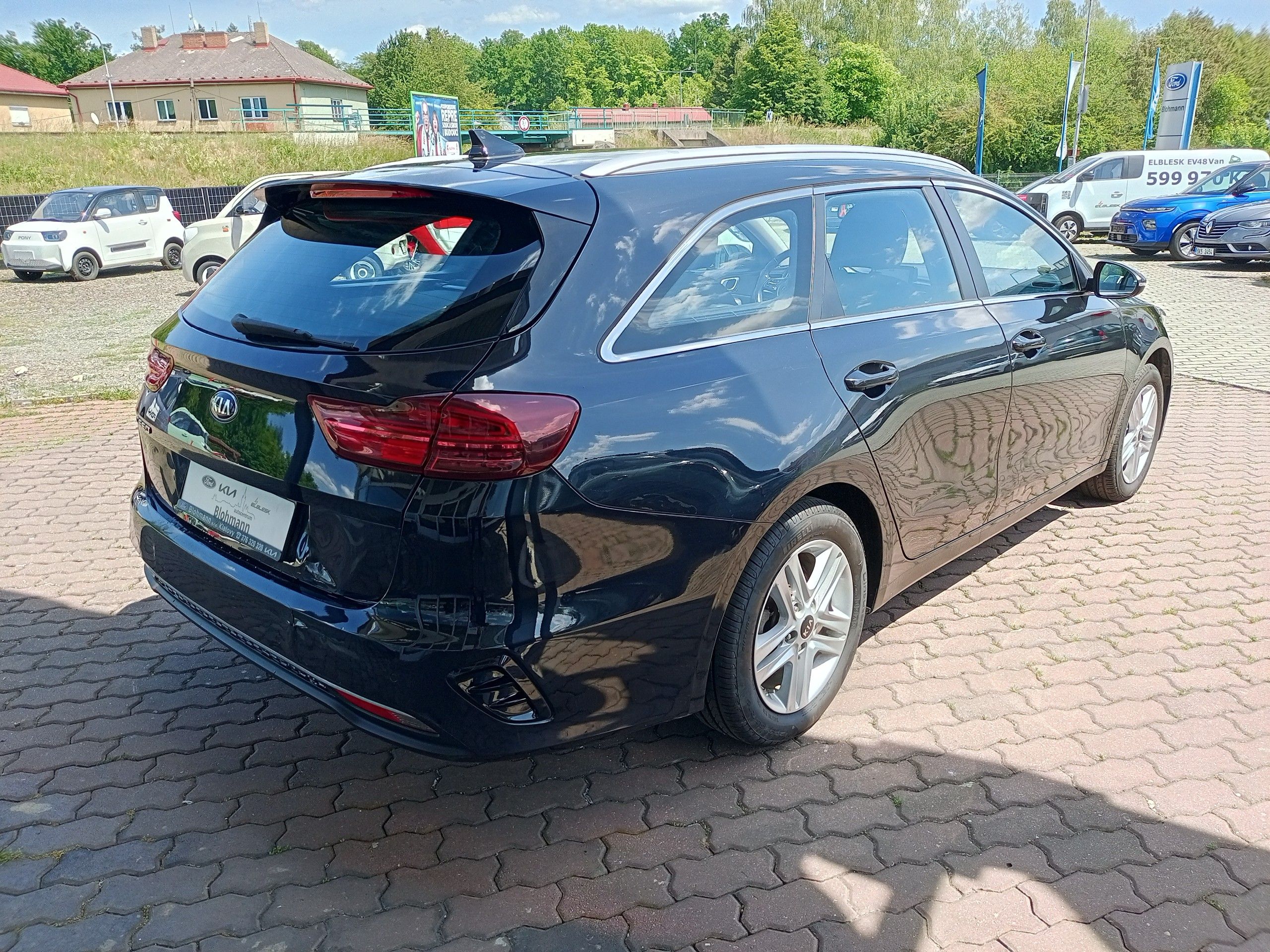 Kia Cee´d, Ceed SW CRDi Dynamic Line - fotka 3