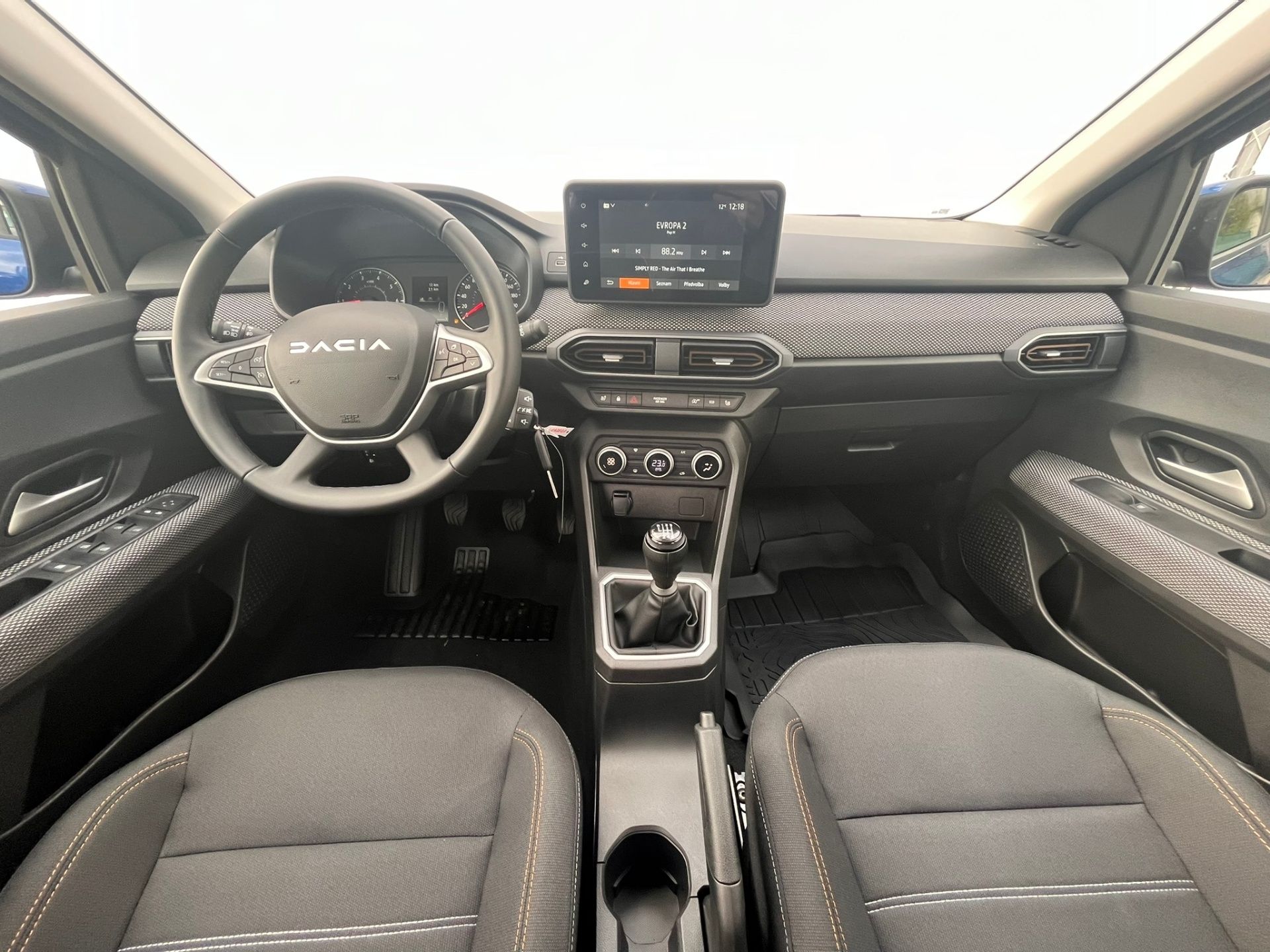 Dacia Sandero, 1.0 TCe 67 kW Stepway - fotka 5