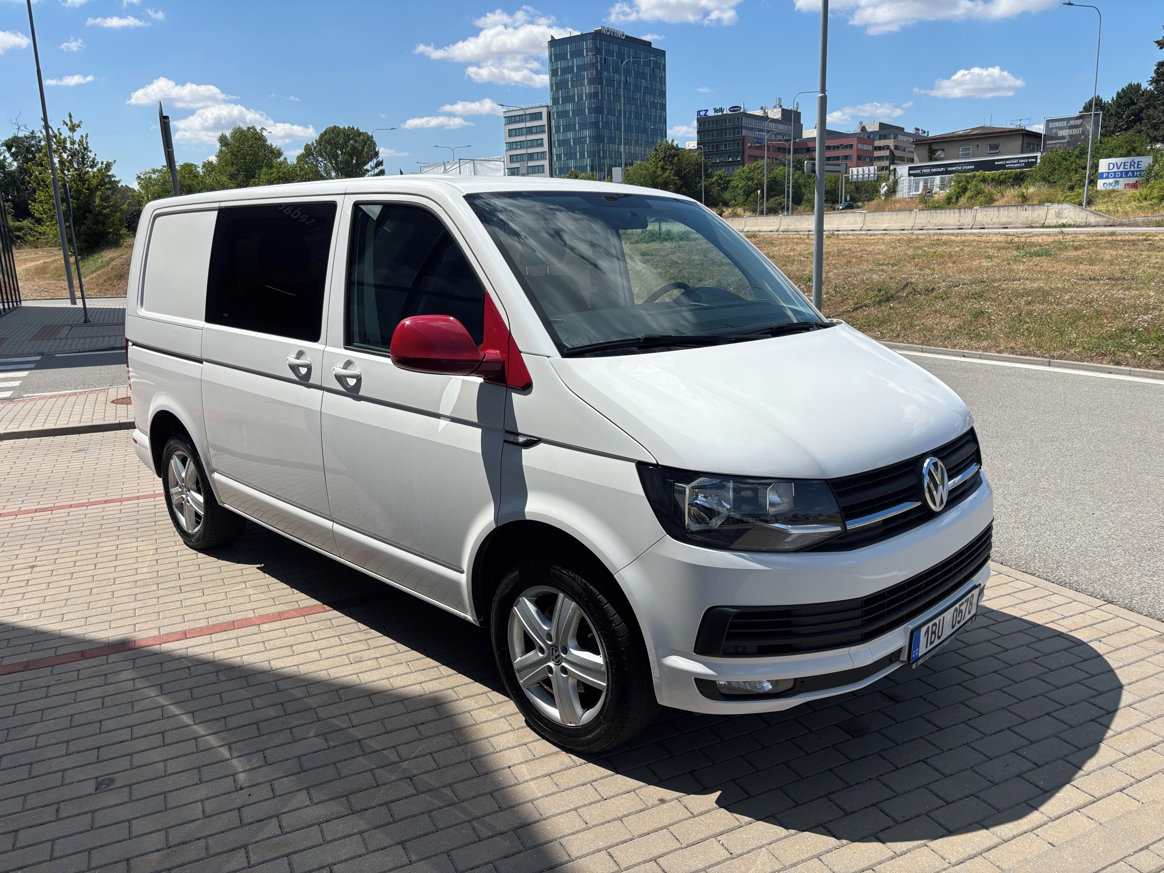 Volkswagen Transporter, 2.0TDi 110kW 6Míst 1Maj.ČR DPH - fotka 3