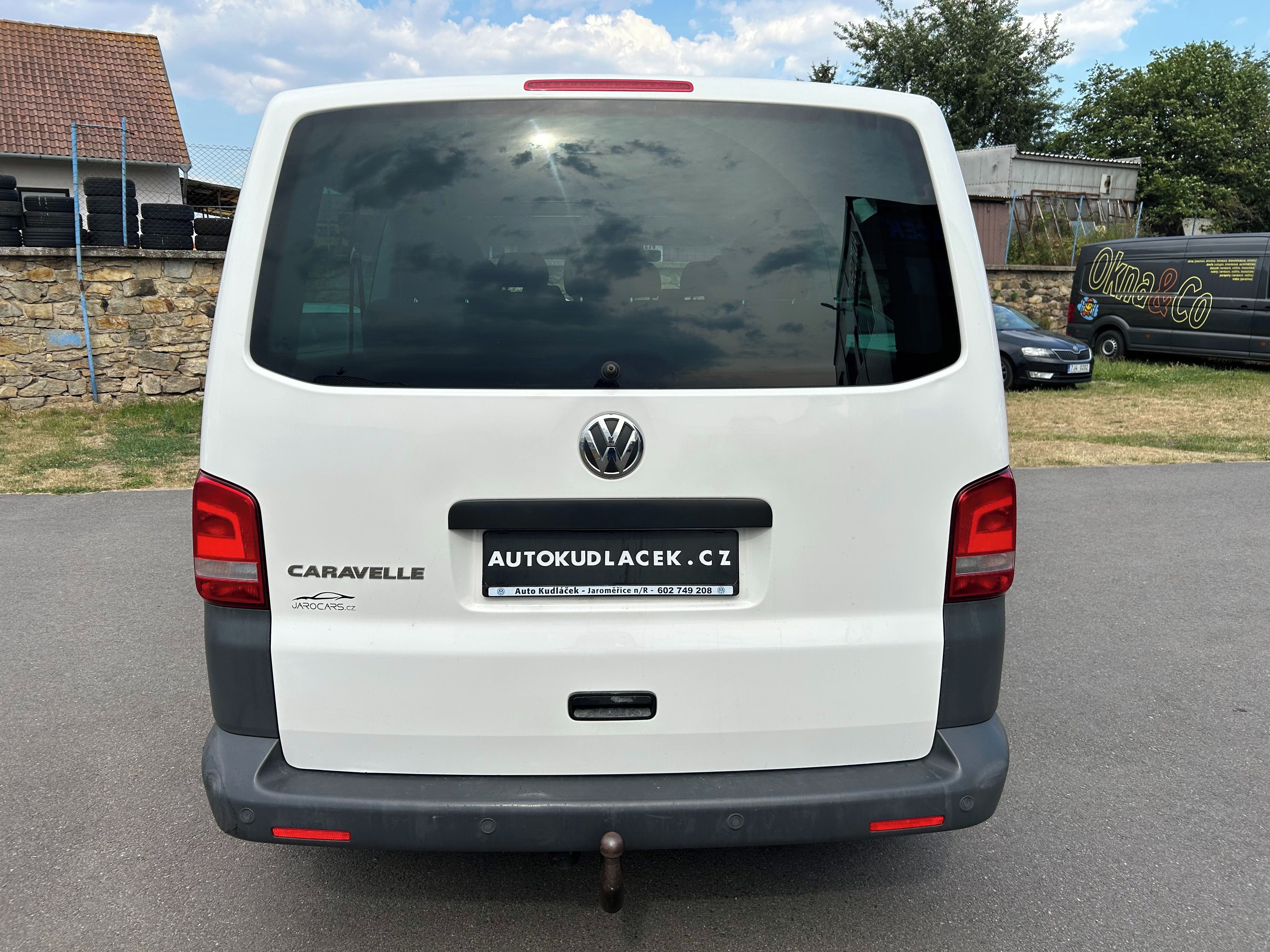 Volkswagen Caravelle, T5 - 2.0 TDI Sanitní vůz DSG - fotka 6
