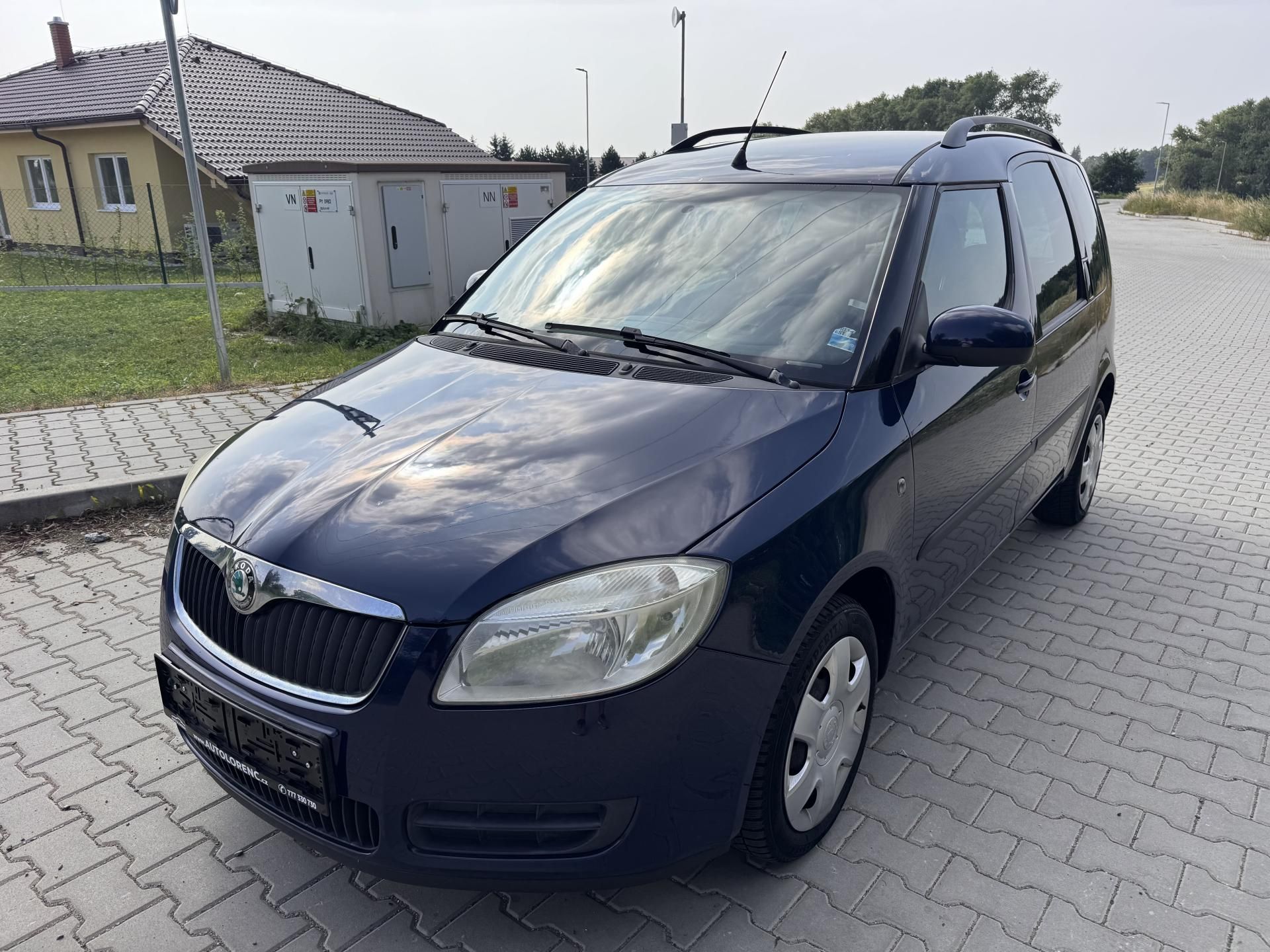 Škoda Roomster, 1.4i 63Kw Ambition - fotka 2