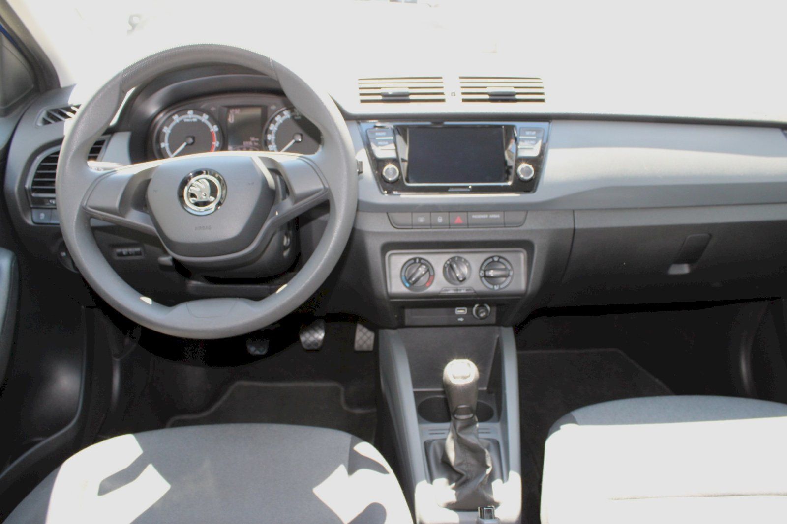 Škoda Fabia, ACTIVE 1.0MPi/44kW M5 - fotka 6