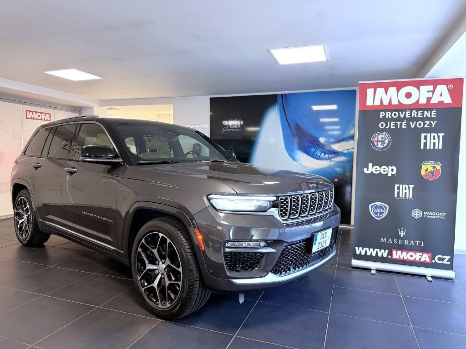 Jeep Grand Cherokee, 5,7 V8 357k 4x4 AT8 ZF SUMMIT