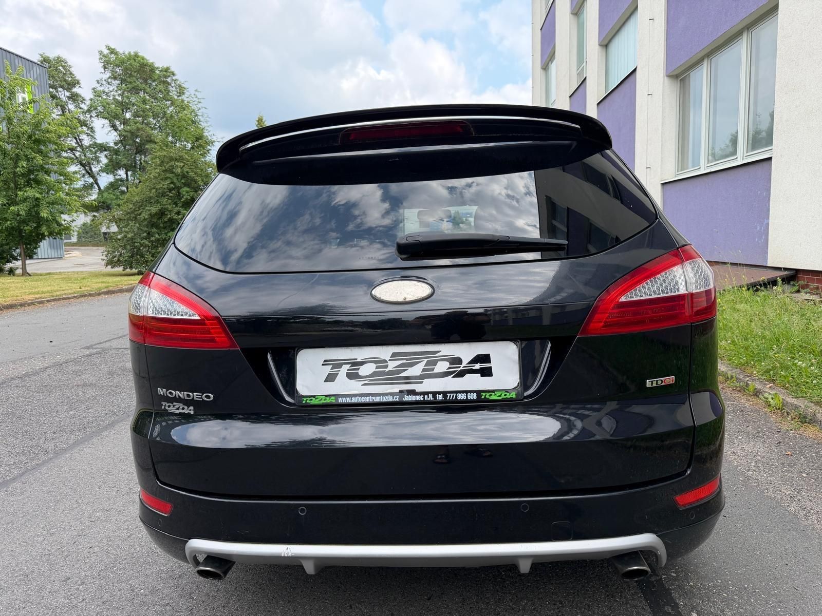 Ford Mondeo, 2,2 TDCi /129kW/ + sada pneu - fotka 4