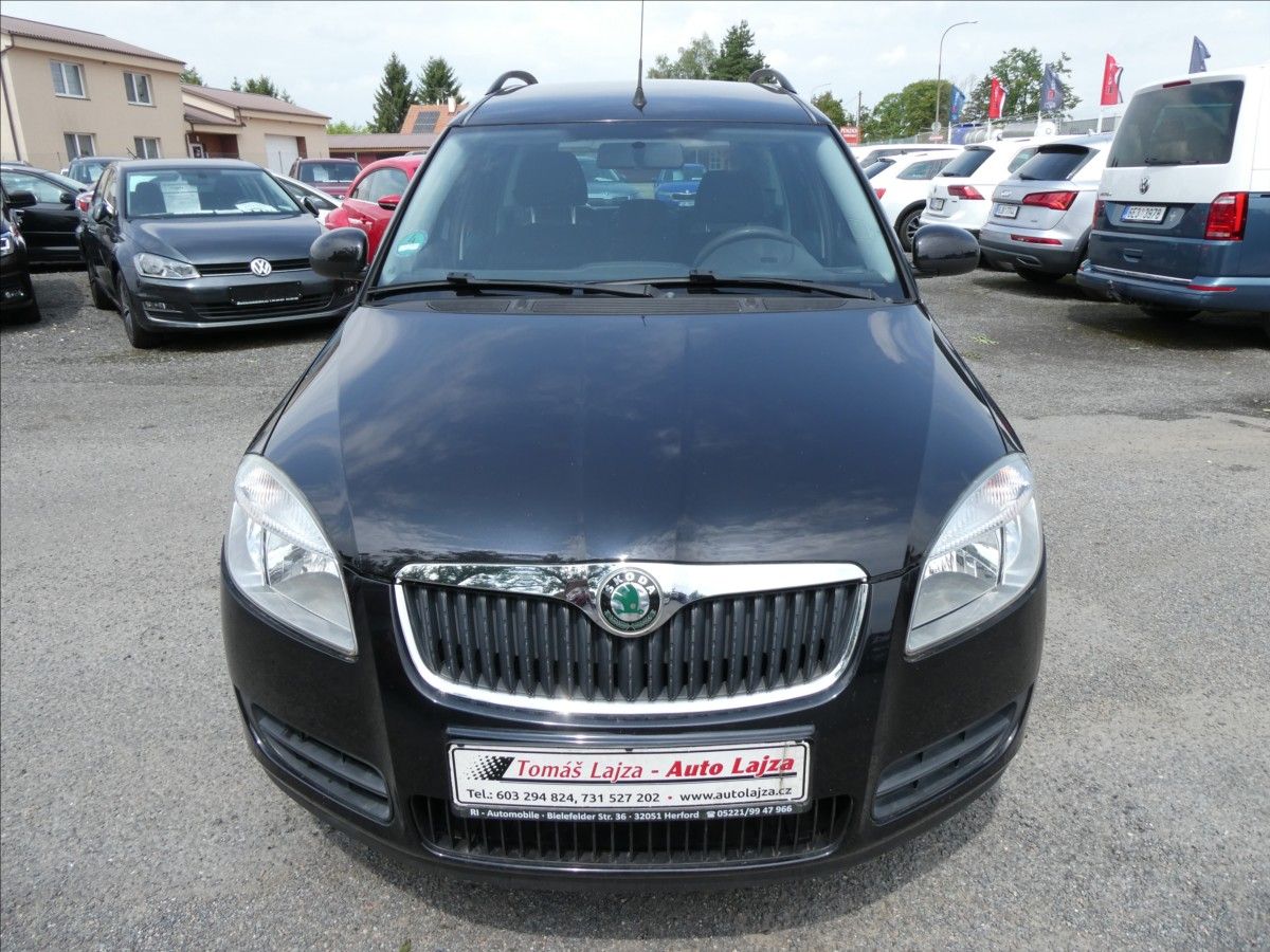 Škoda Roomster, 1,4 16V 63kW Style,závěs,auto - fotka 2