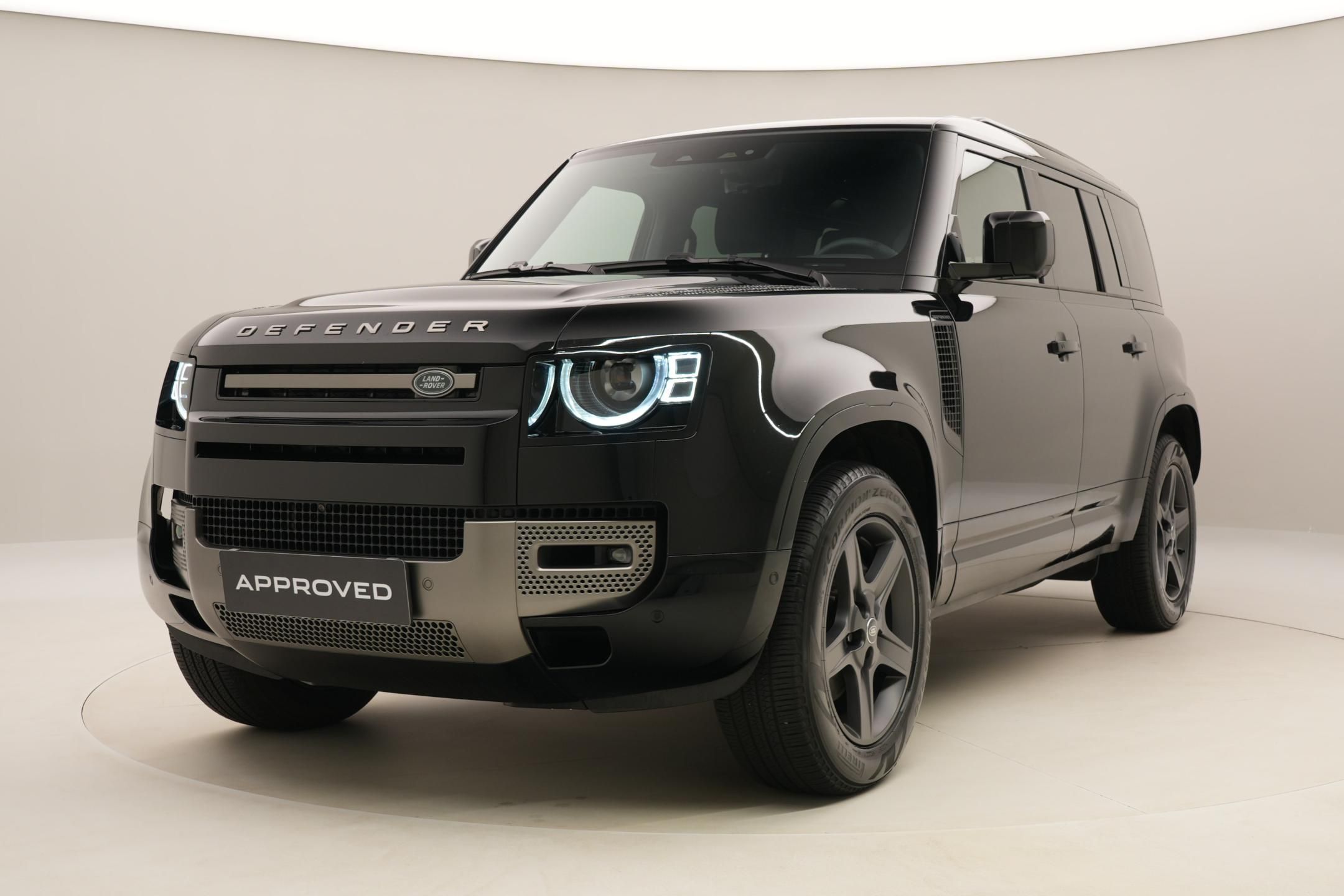 Land Rover Defender, 110 D300 X-DYNAMIC SE AWD CZ
