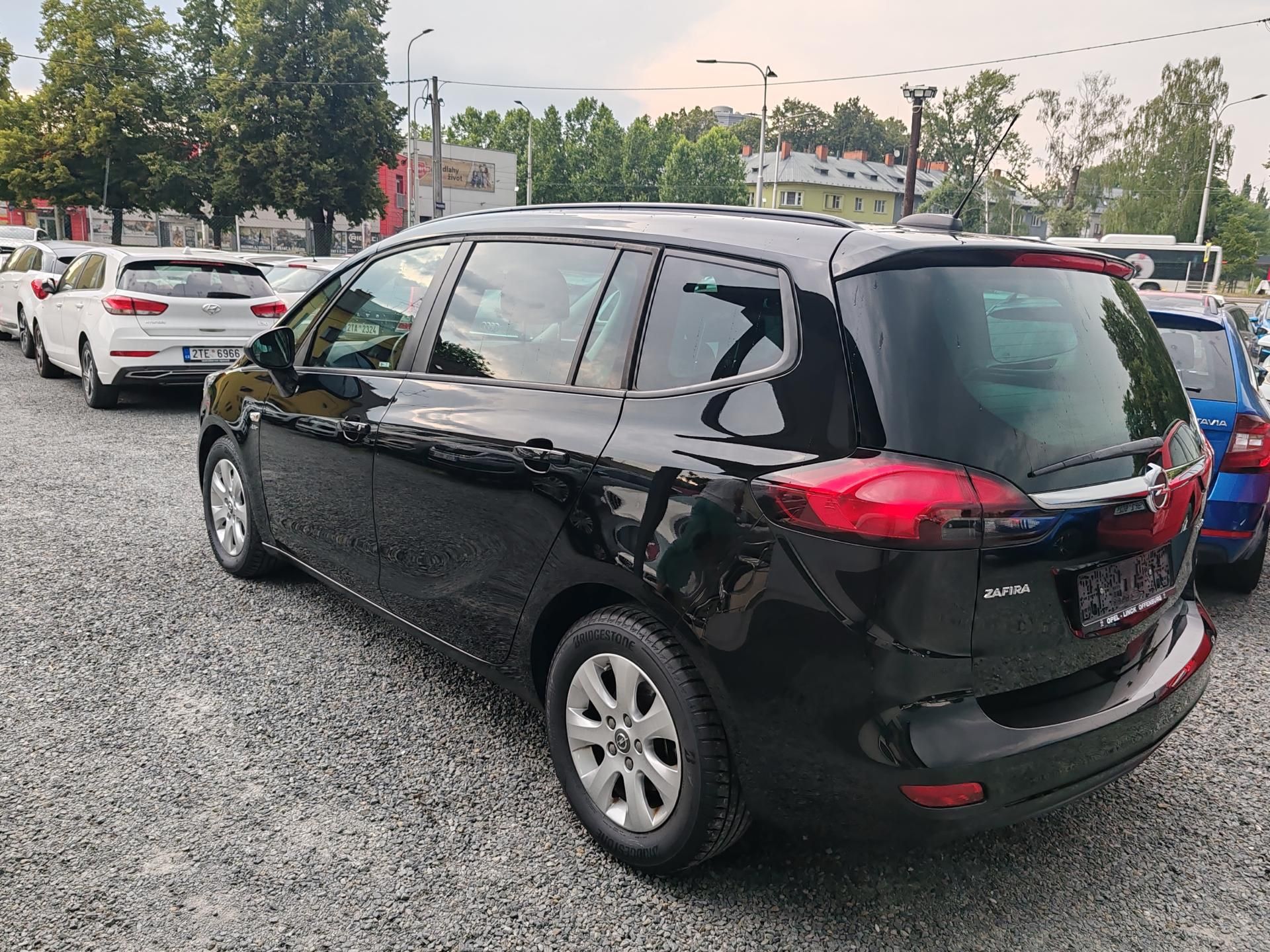 Opel Zafira, 1.4 active Tourer - fotka 3