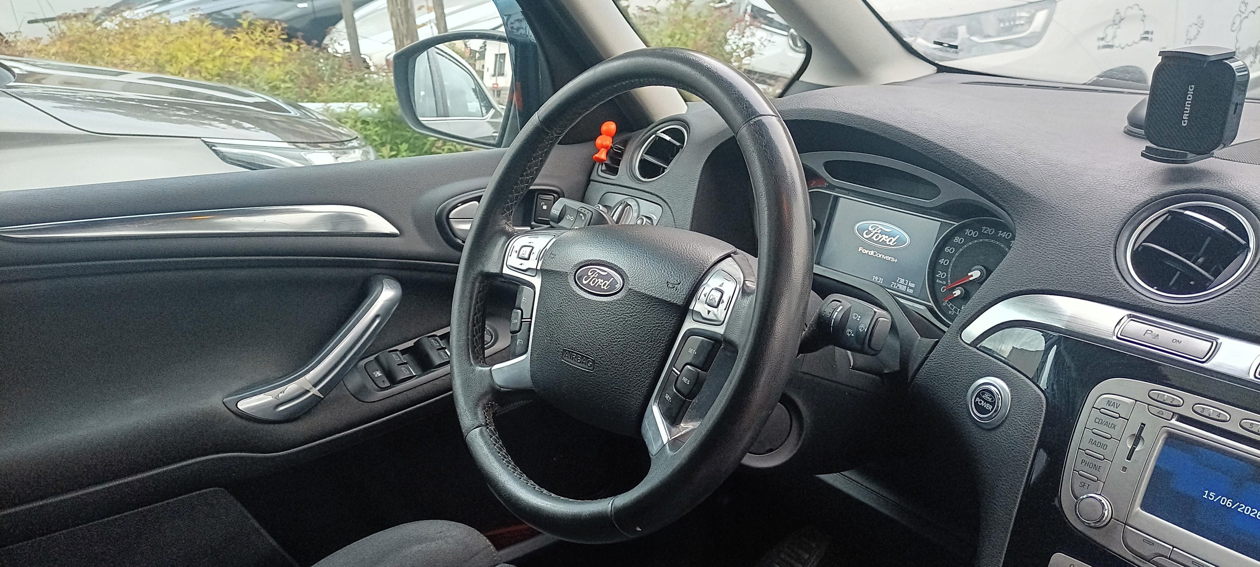 Ford Galaxy - fotka 5