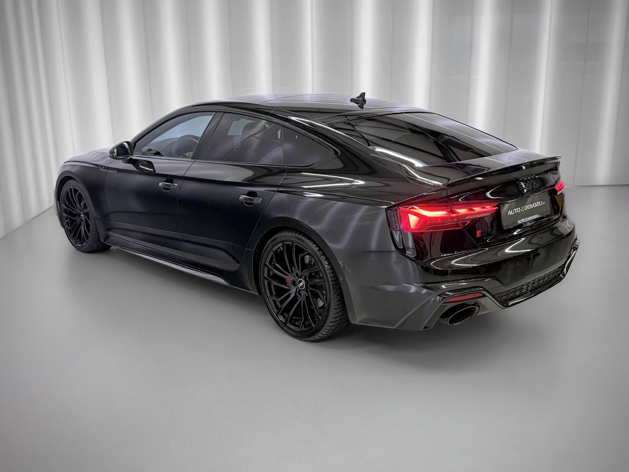 Audi RS5, QUATTRO SPORTBACK, B&O, MASÁŽE - fotka 5