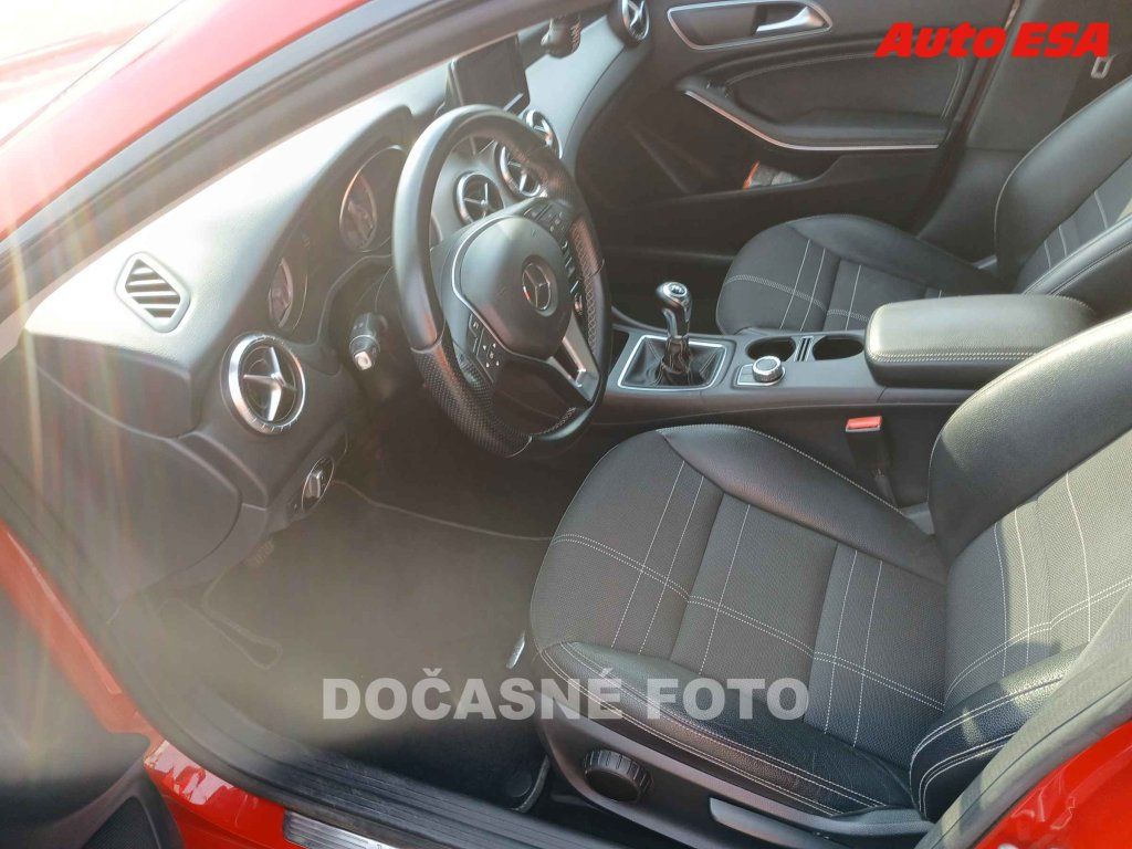 Mercedes-Benz CLA, 200CDi,ČR,navi,AC - fotka 3