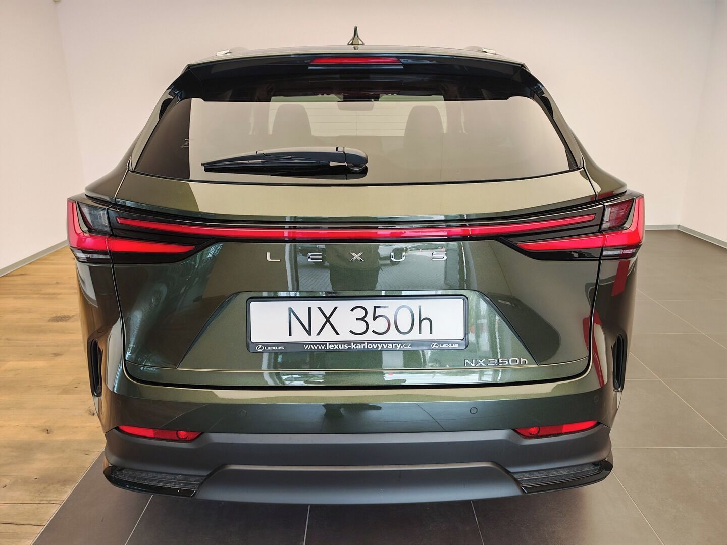 Lexus NX 350h, 350h 4x2 Executive - fotka 5