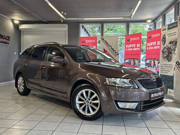 KOMBI 1.2 TSi 77kW VÝHŘEVY PDC