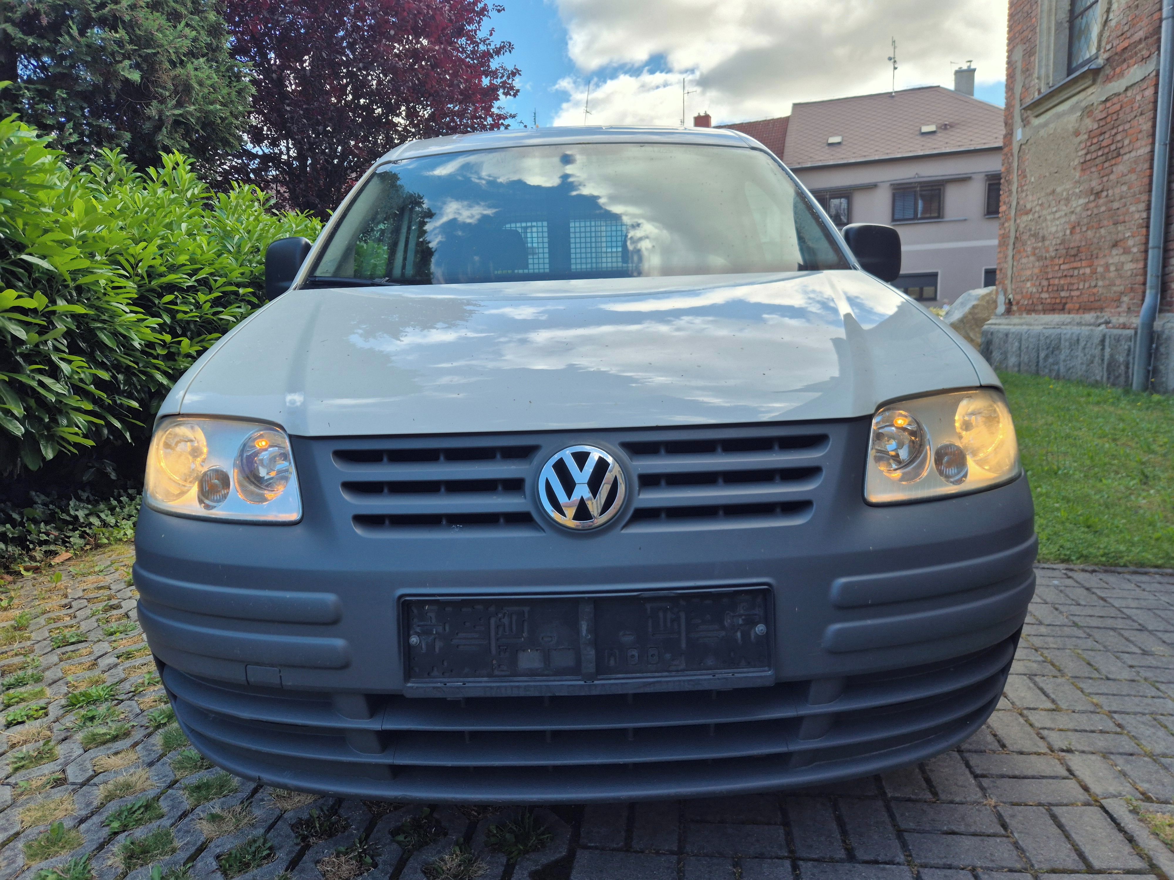 Volkswagen Caddy, 1 maj.plný servis nová STK - fotka 3