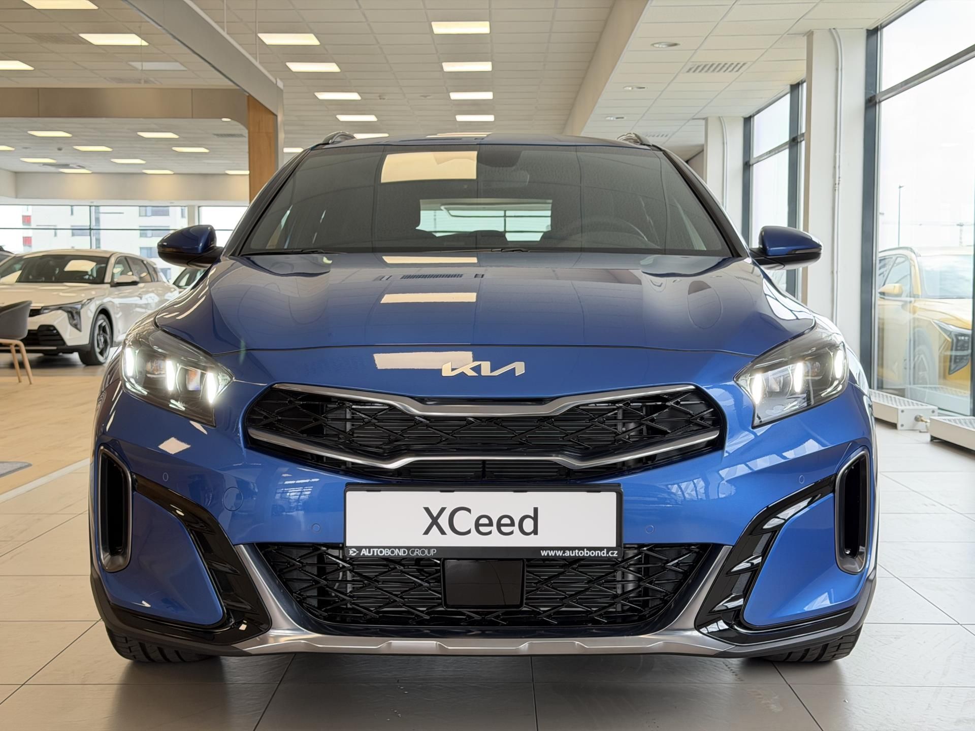 Kia XCee´d, 1,6 T-GDi GPF 7DCT GT-LINE 132 - fotka 2
