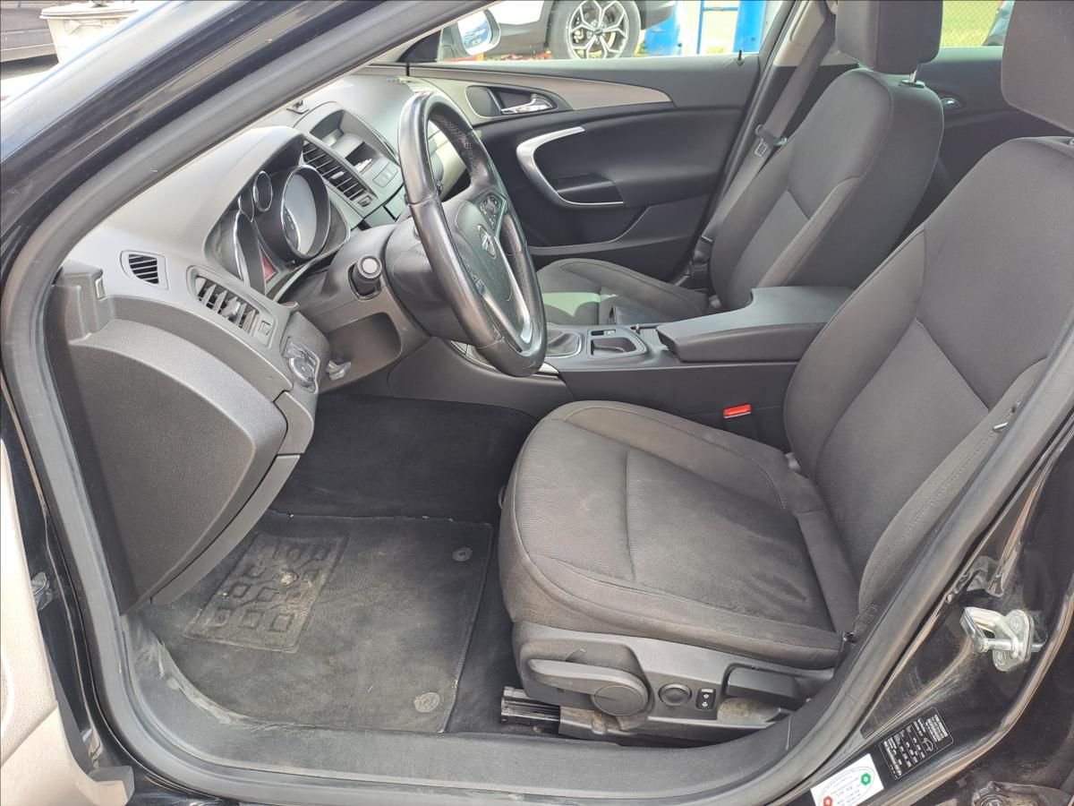 Opel Insignia, 2,0 DCTI - fotka 5