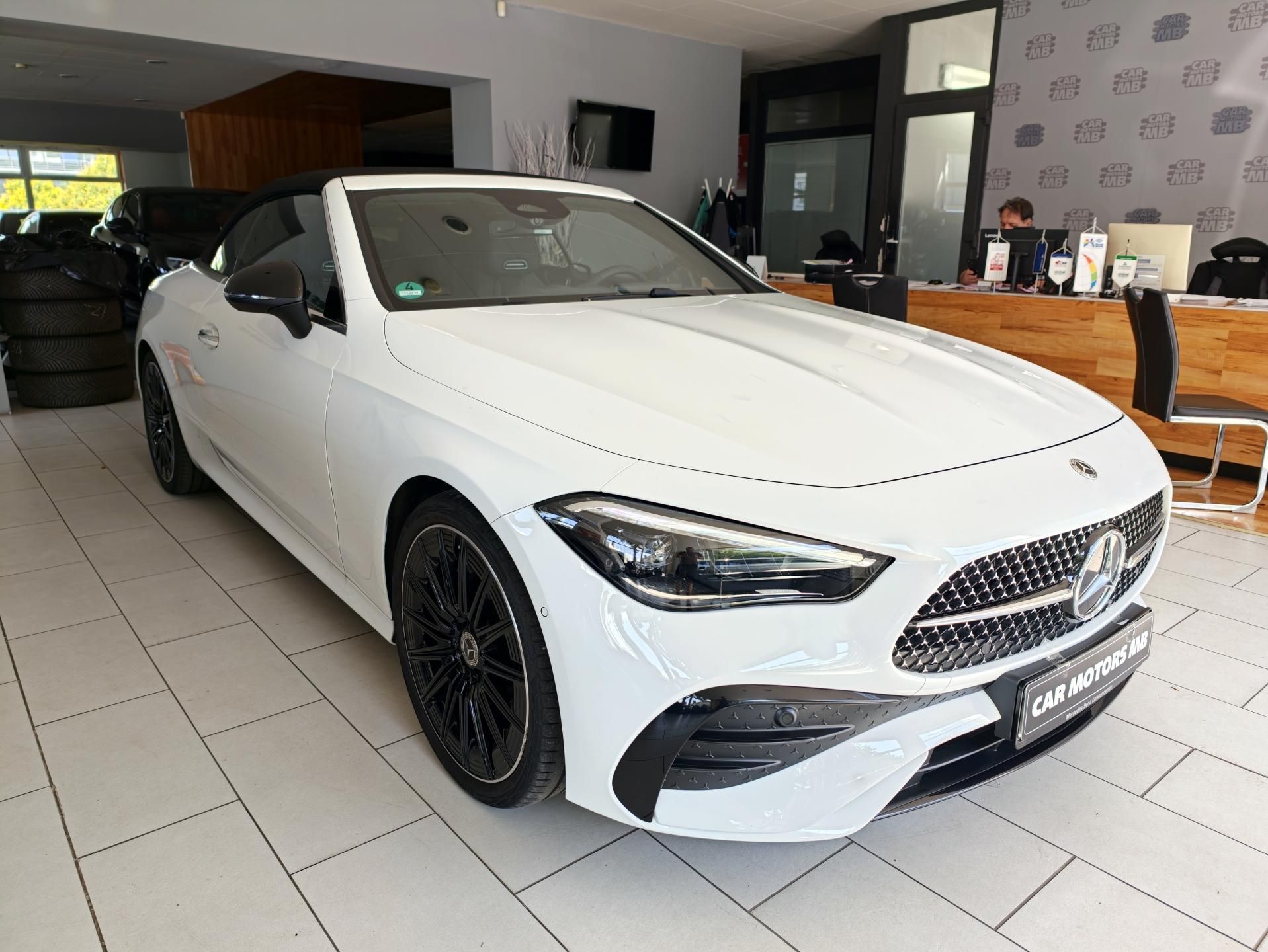 Mercedes-Benz CLE, 200 cabrio AMG Pack - fotka 4