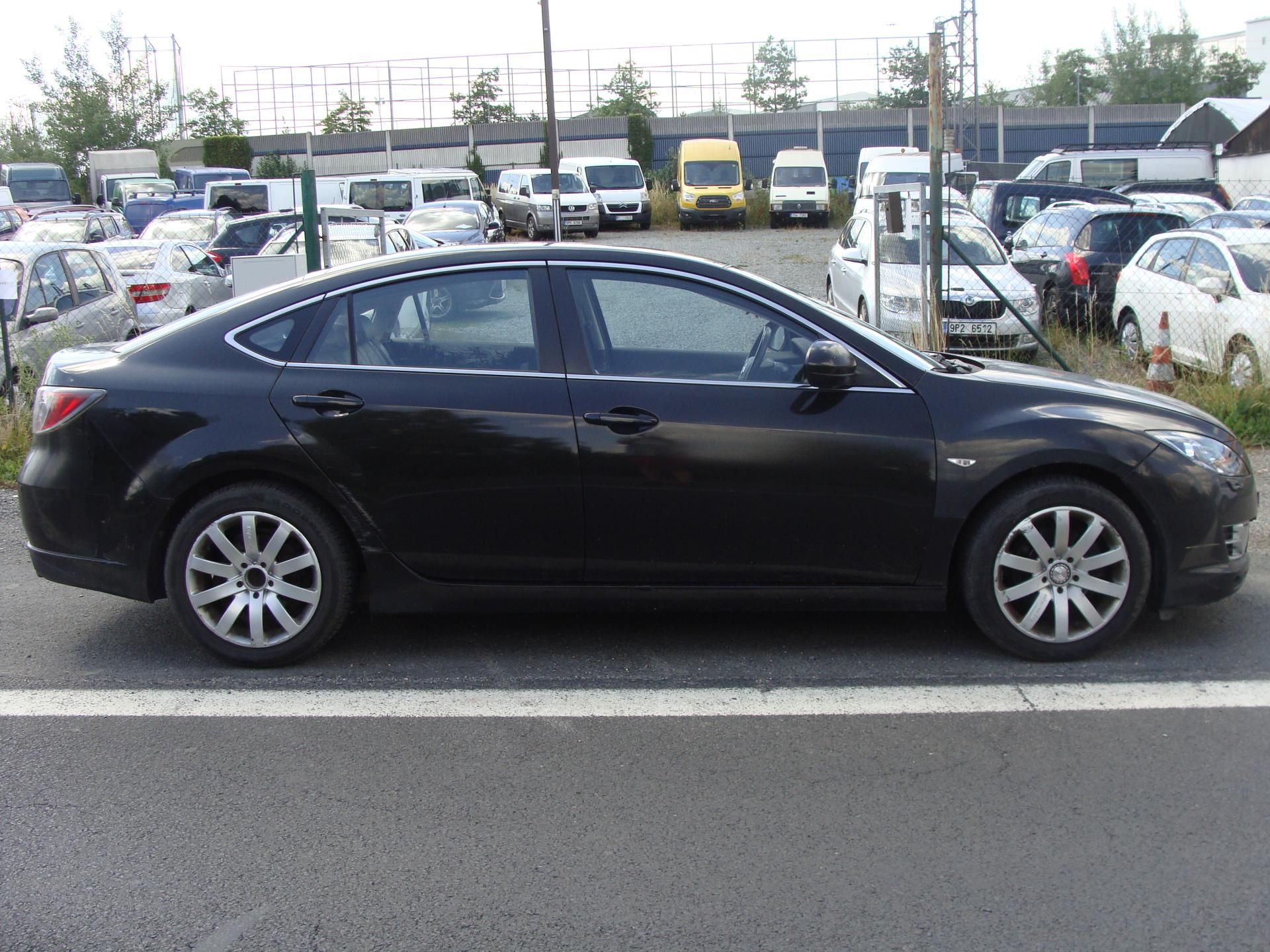 Mazda 6, 2.5 i, 125 kW, klima - fotka 6