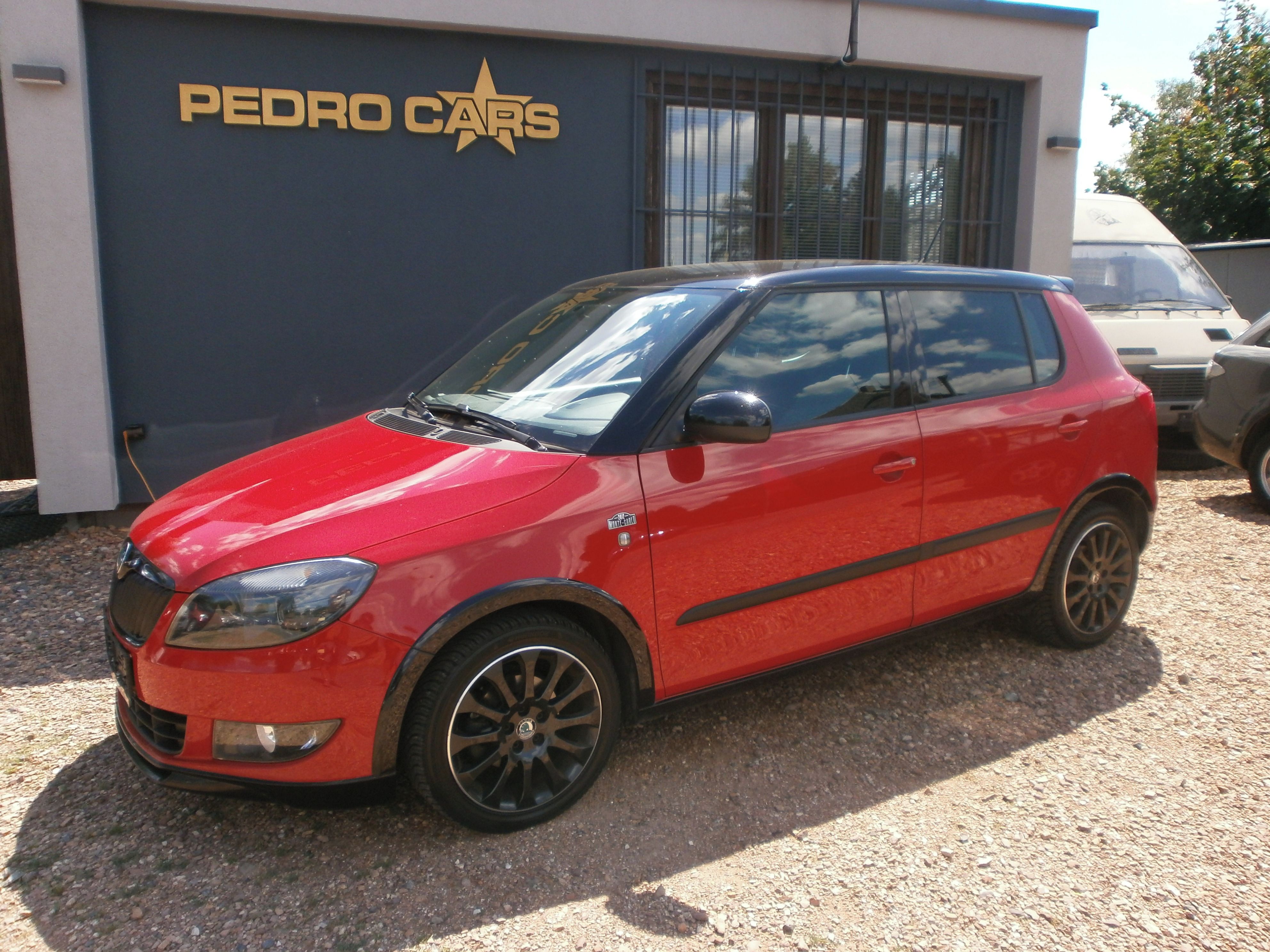 Škoda Fabia, 1.2TSI-MONTE CARLO,SERV.KNIHA! - fotka 2