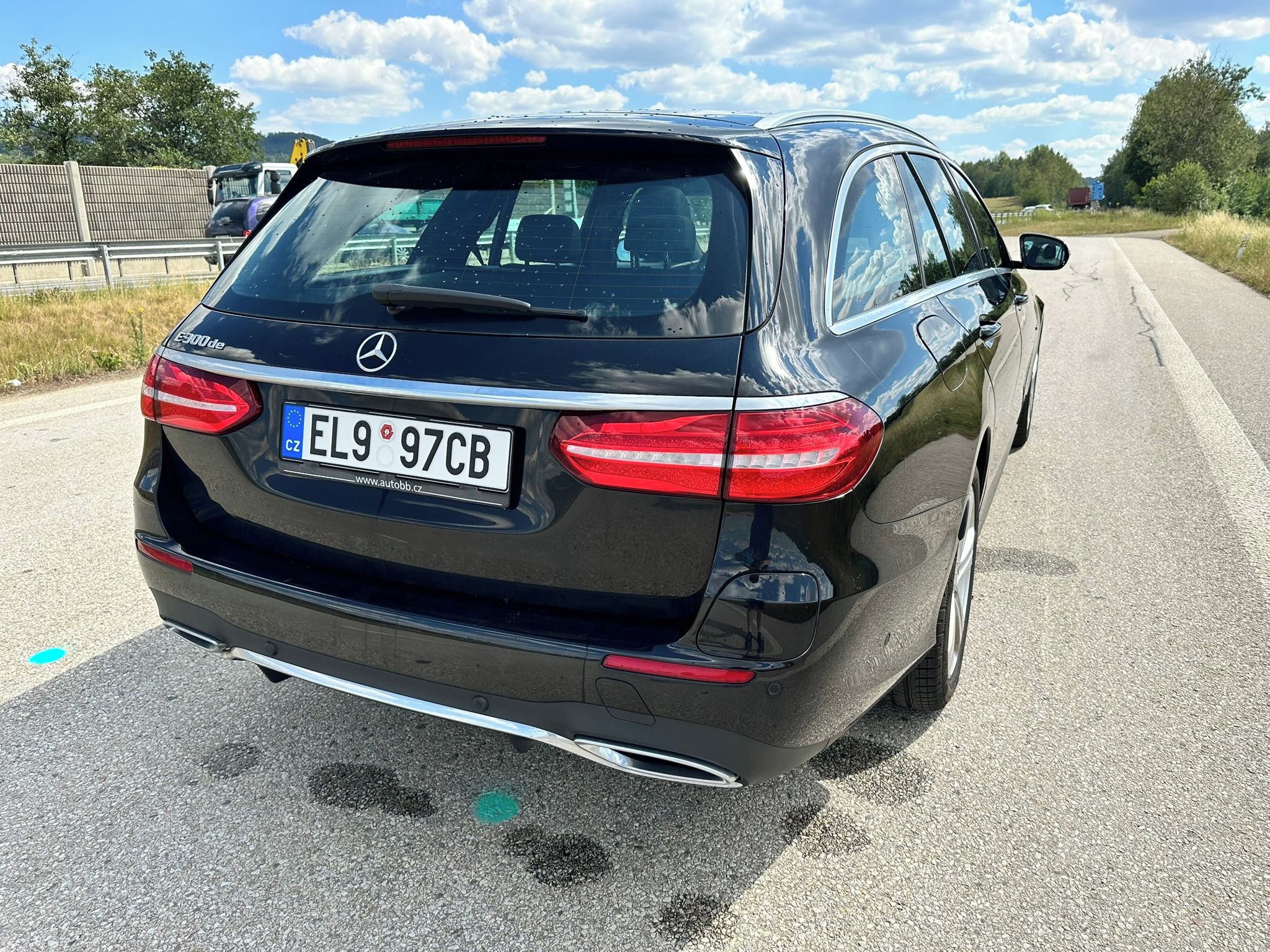 Mercedes-Benz Třídy E, 300 de T Avantgarde, EQ, DPH - fotka 5