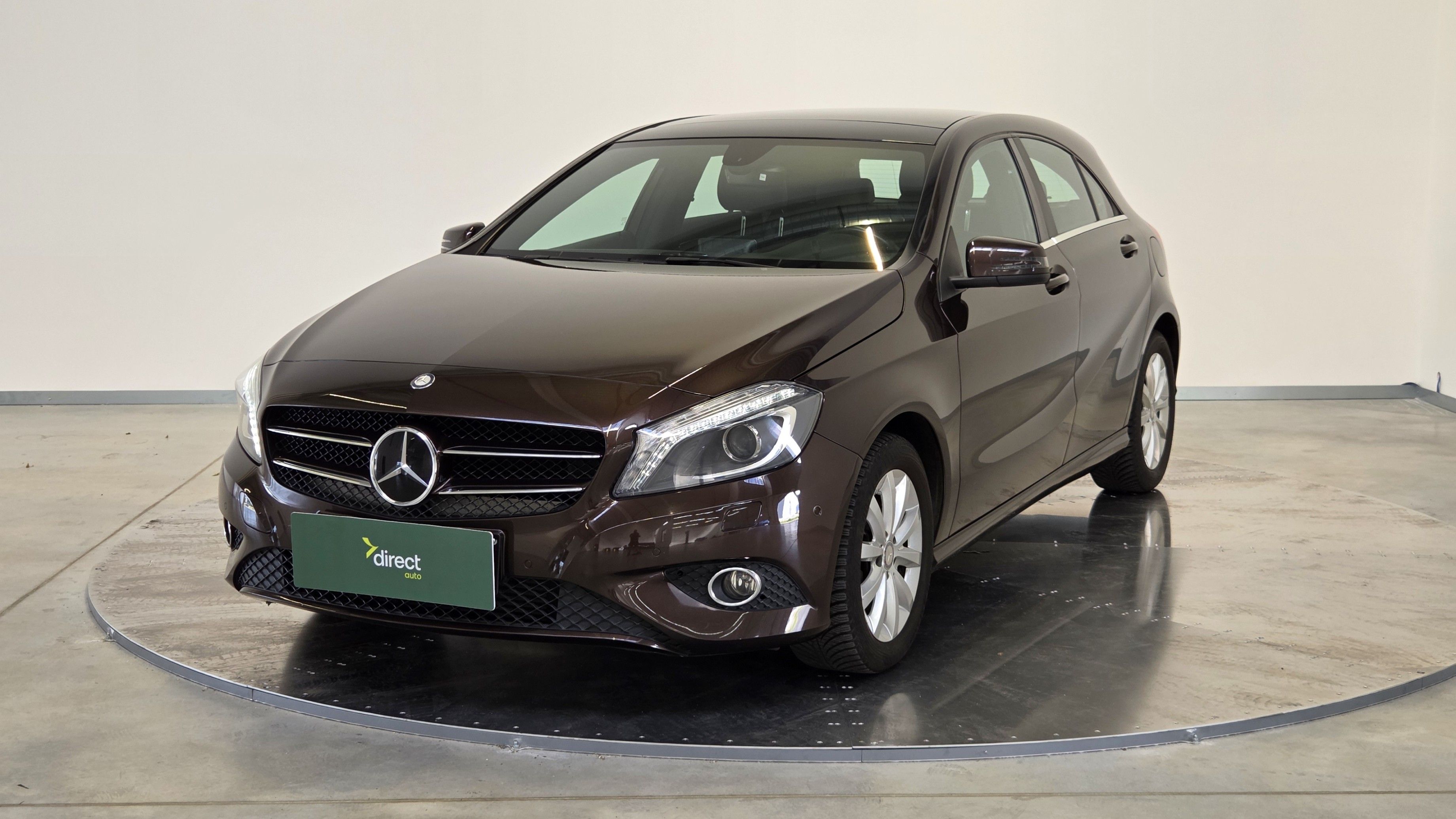 Mercedes-Benz Třídy A, 180 BlueEfficiency 90 kW Style - fotka 2
