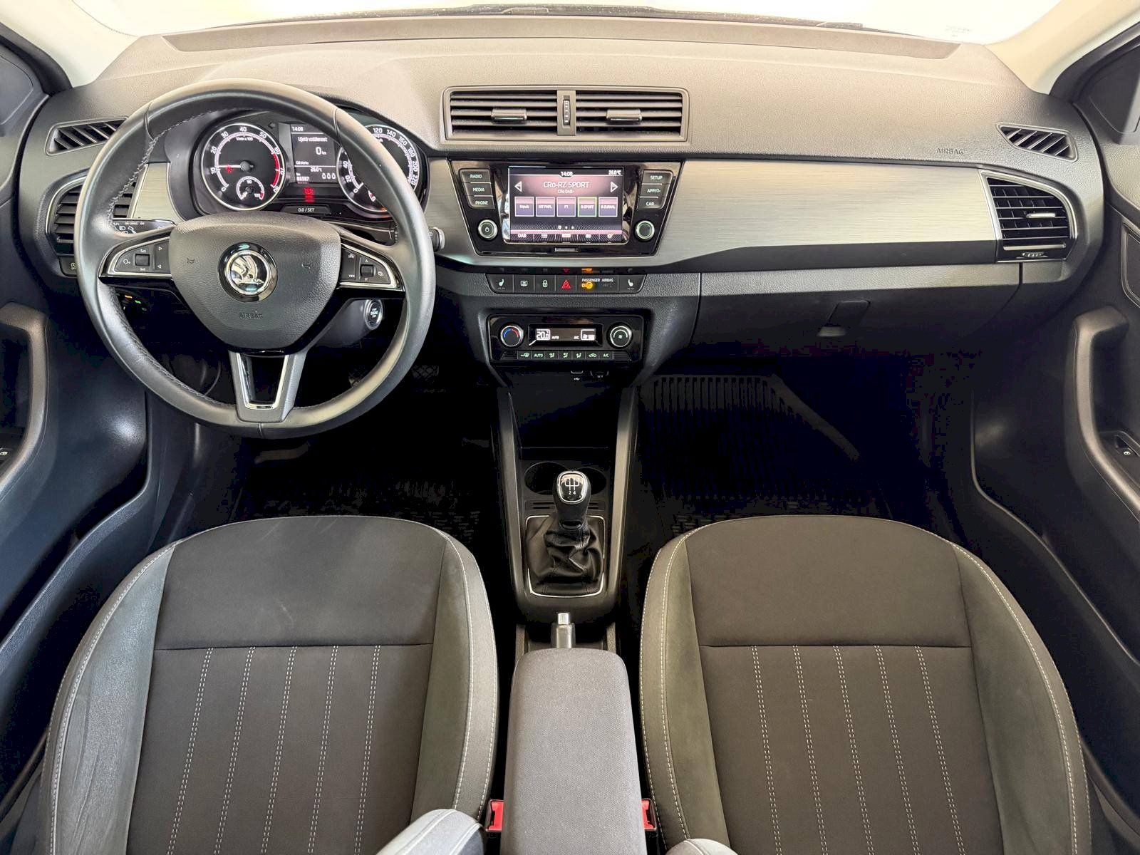 Škoda Fabia, 1.0 TSI 70 kW Style - fotka 5