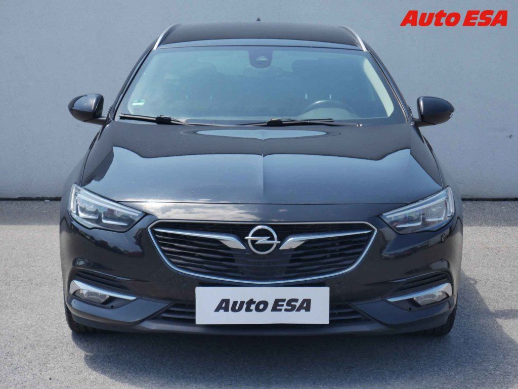 Opel Insignia, 2.0DTi Sports Tourer - fotka 2