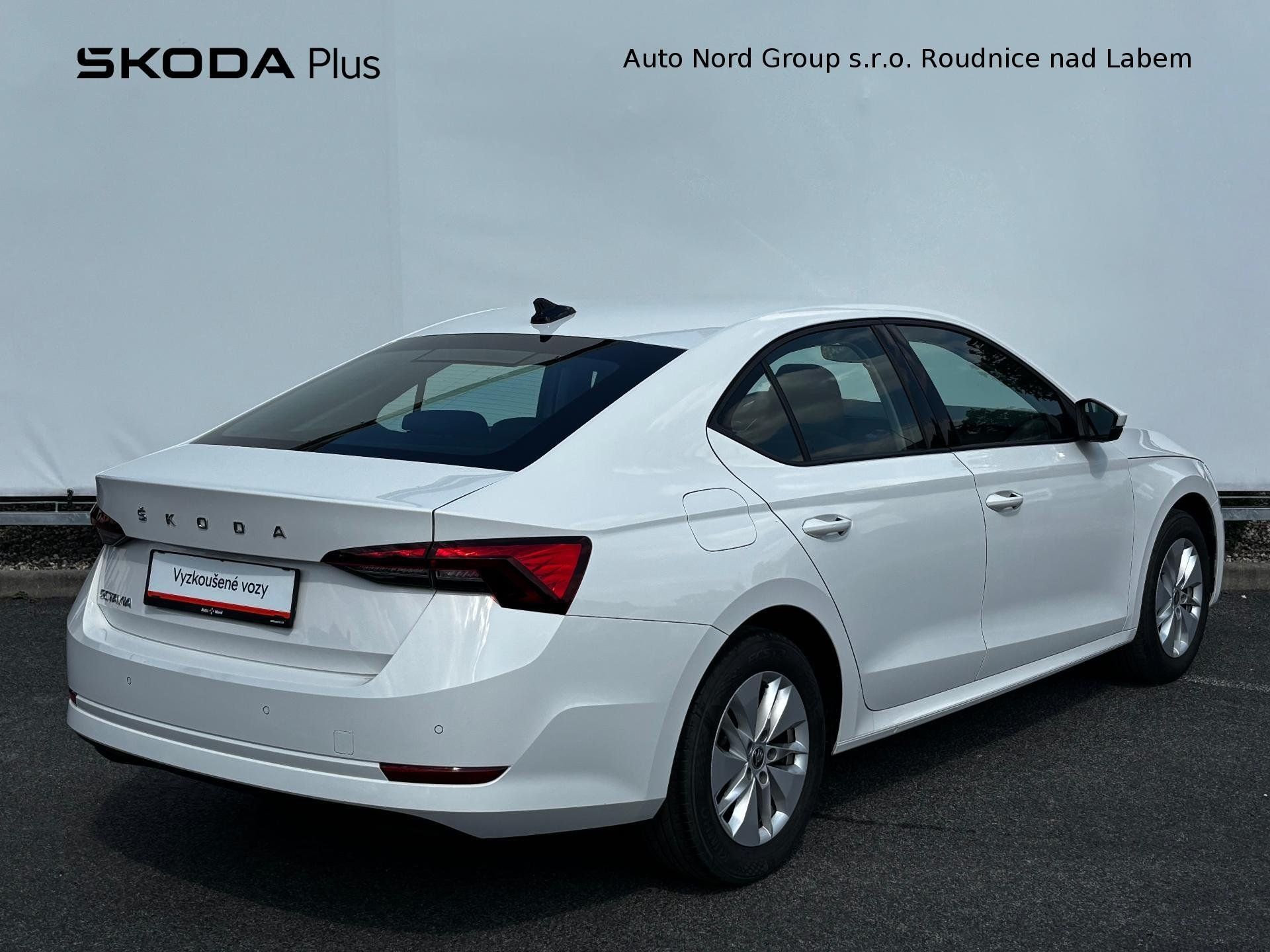 Škoda Octavia, Octavia Ambition 1.5 TSI / 110 - fotka 2