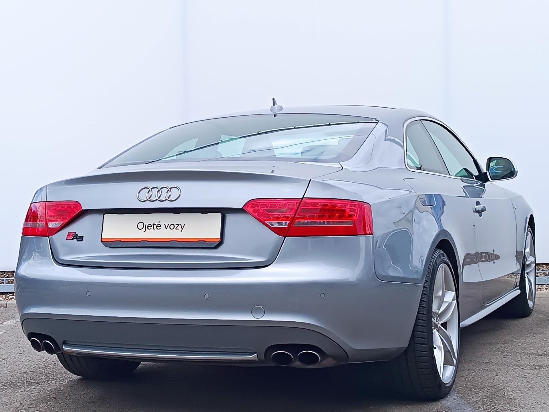 Audi S5, Audi S5 Coupé Quatro 4,2FSi / - fotka 2