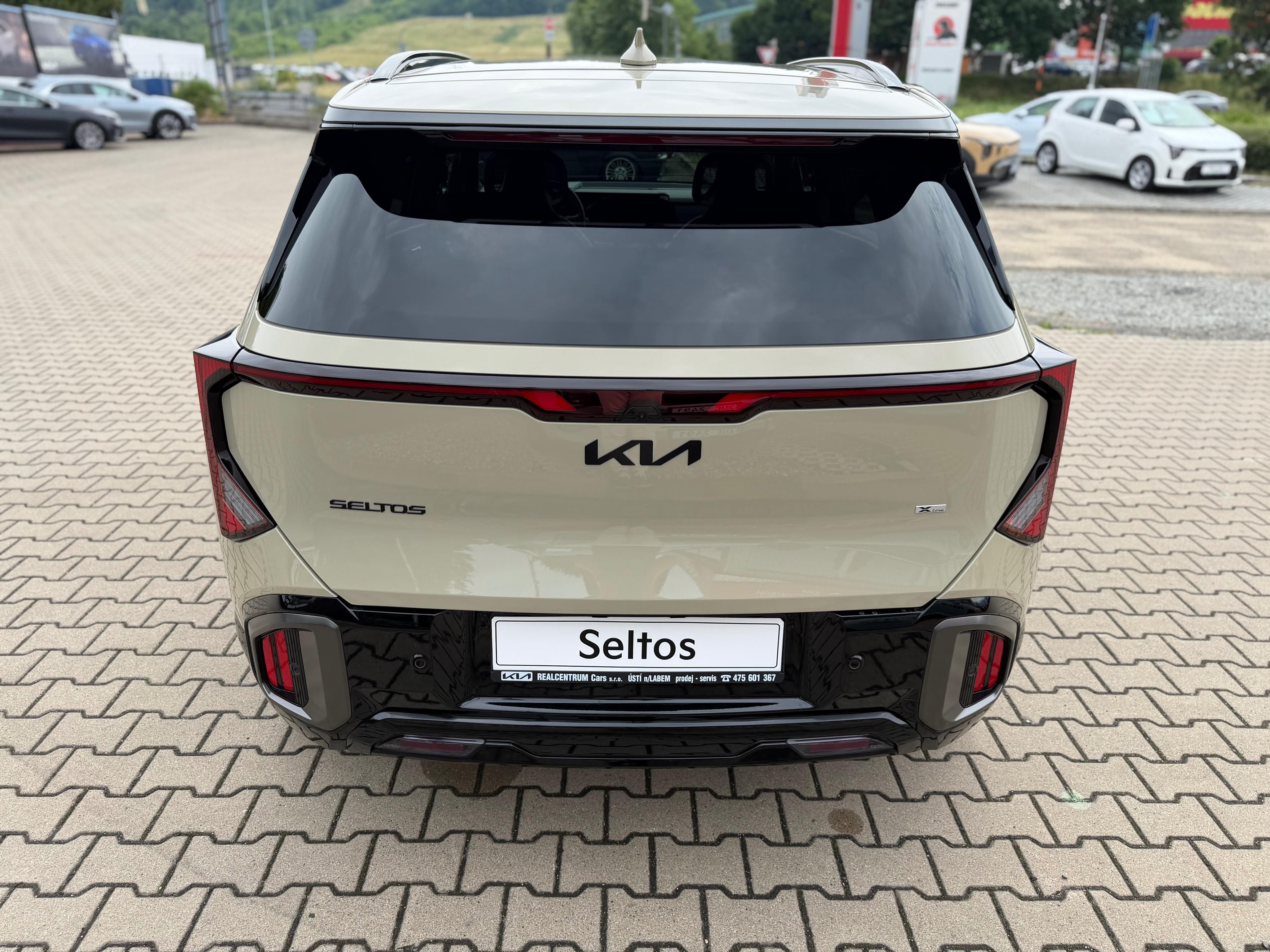 Kia Seltos, 1,6 T-GDi 7DCT X-Line + Pakety - fotka 6