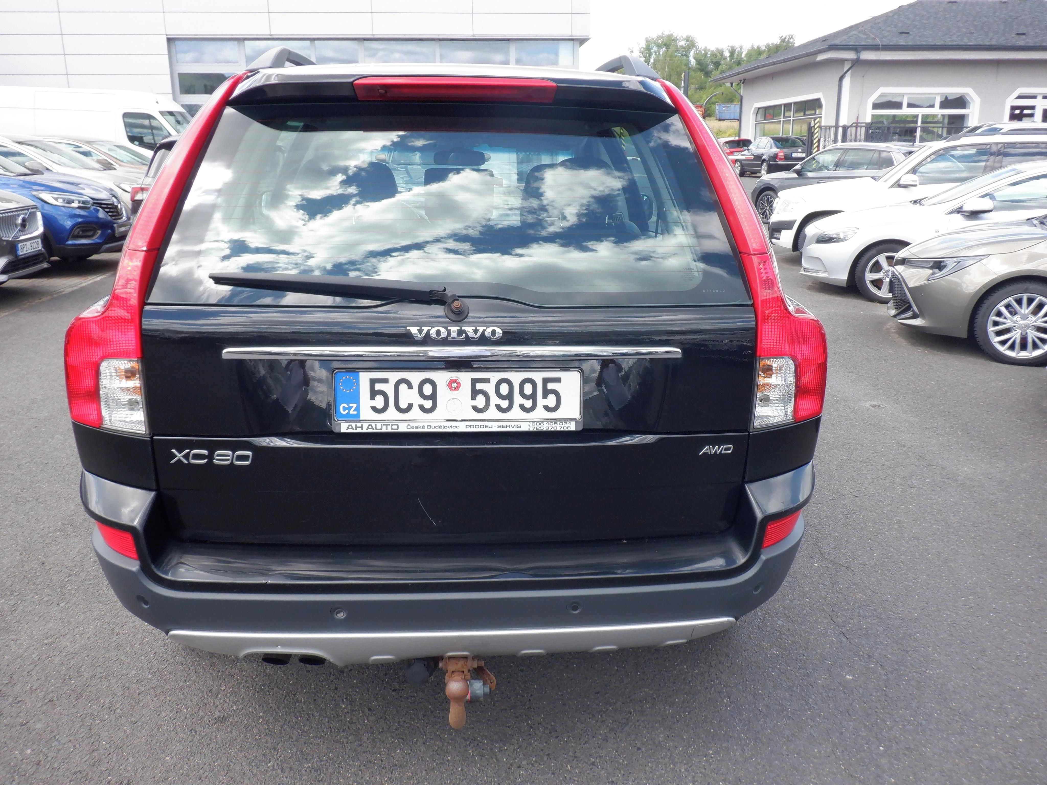 Volvo XC90, 2.4 D5 AWD - fotka 6