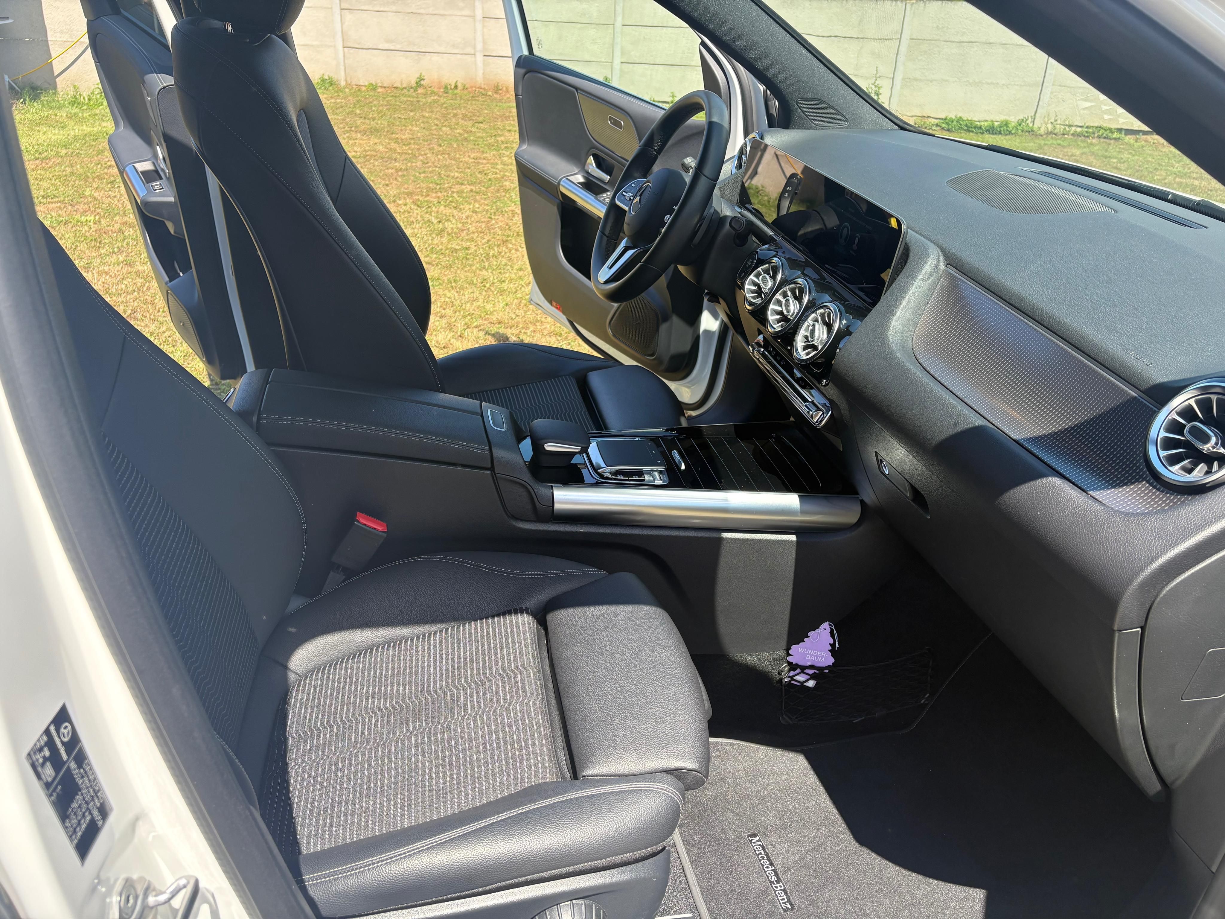 Mercedes-Benz Třídy B, Mercedes-Benz B 180 d 27.000km - fotka 6