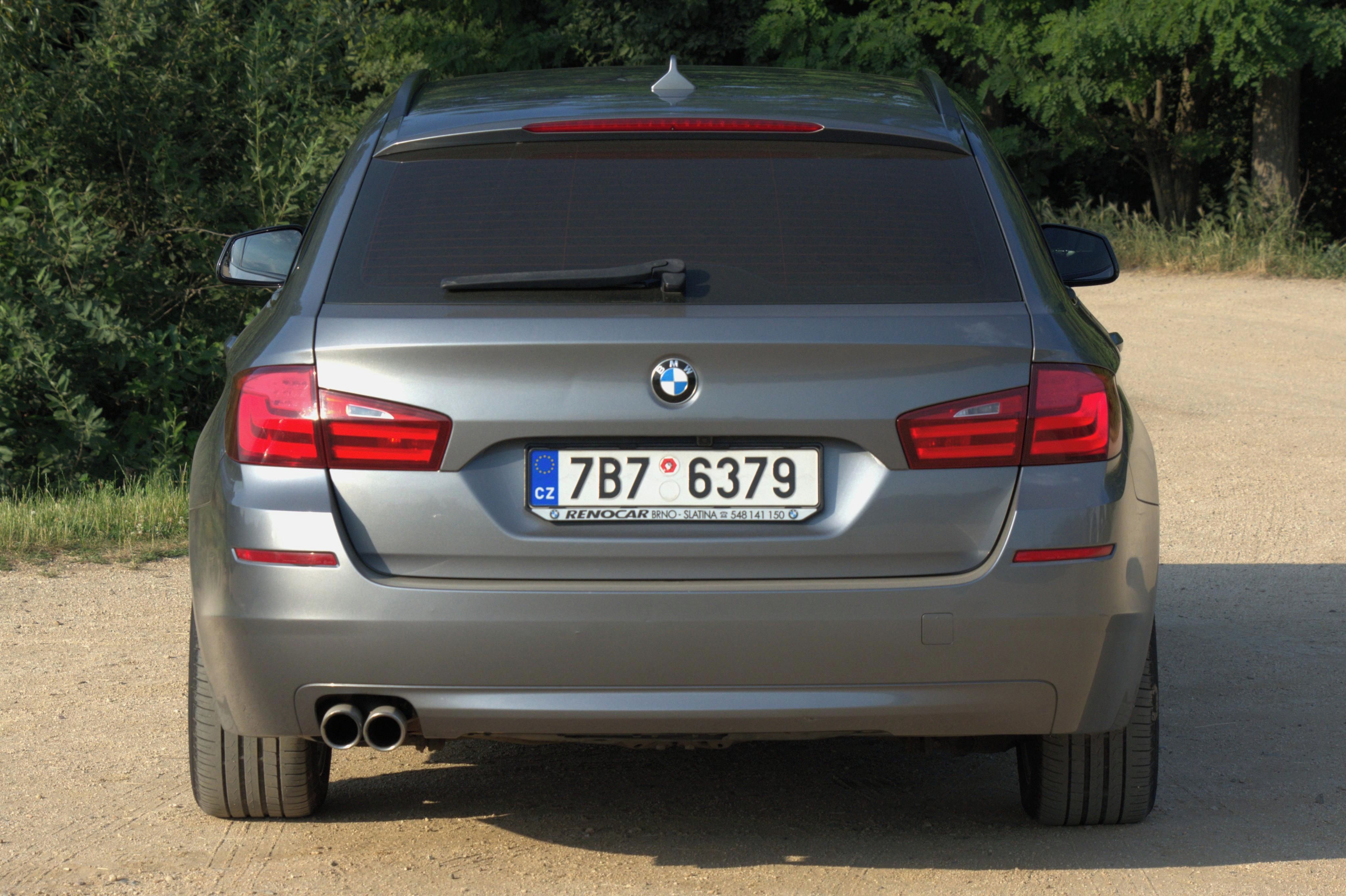 BMW Řada 5, BMW 520d 2011 manuál - fotka 5